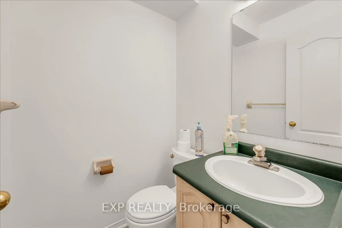 Photo 4 of 2260 Arbourview Drive, Oakville, Westmount — HOMEH