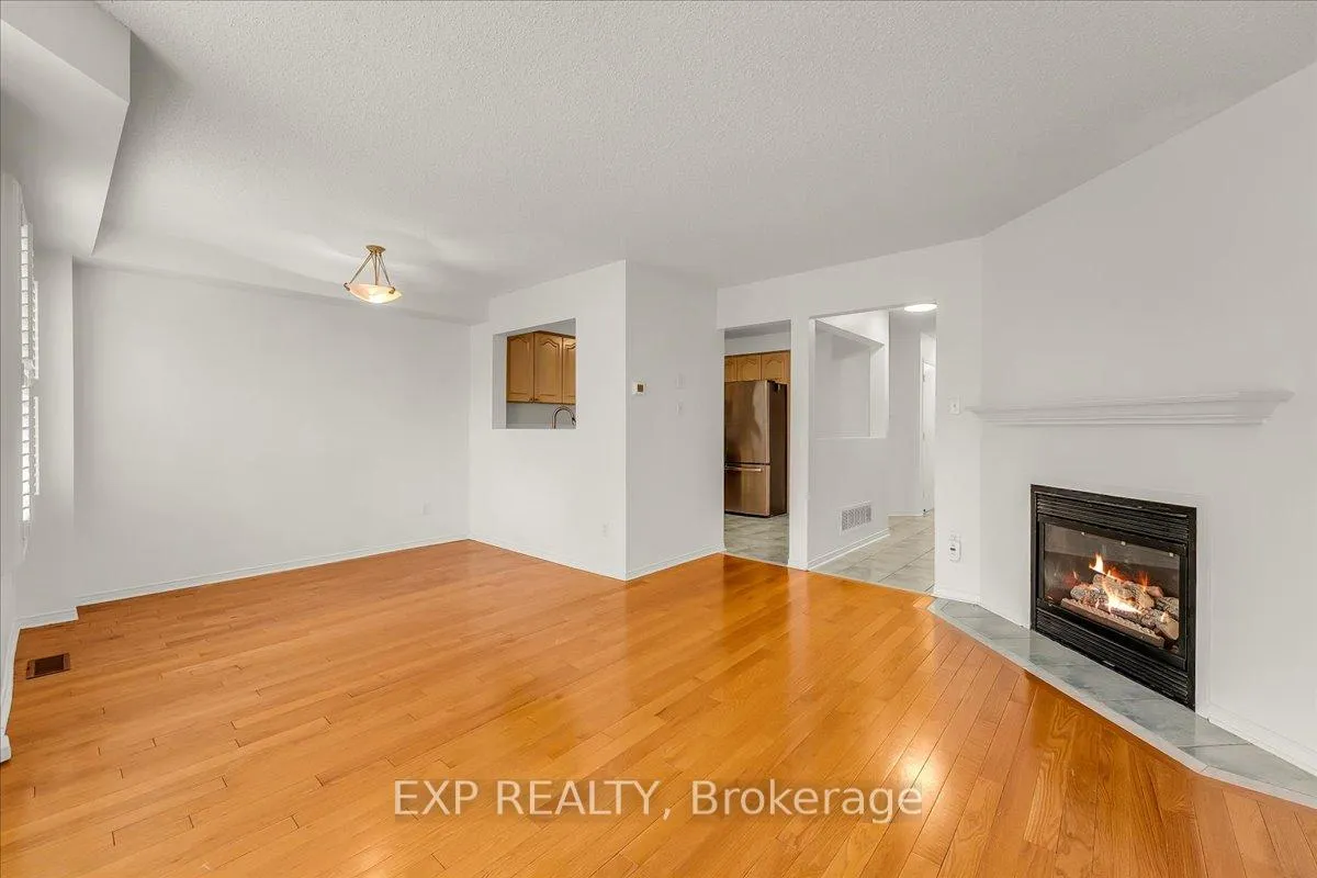 Photo 11 of 2260 Arbourview Drive, Oakville, Westmount — HOMEH