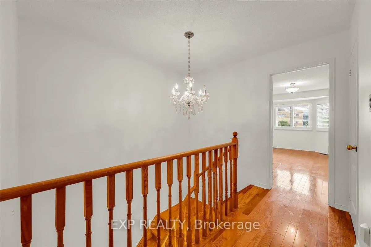 Photo 15 of 2260 Arbourview Drive, Oakville, Westmount — HOMEH