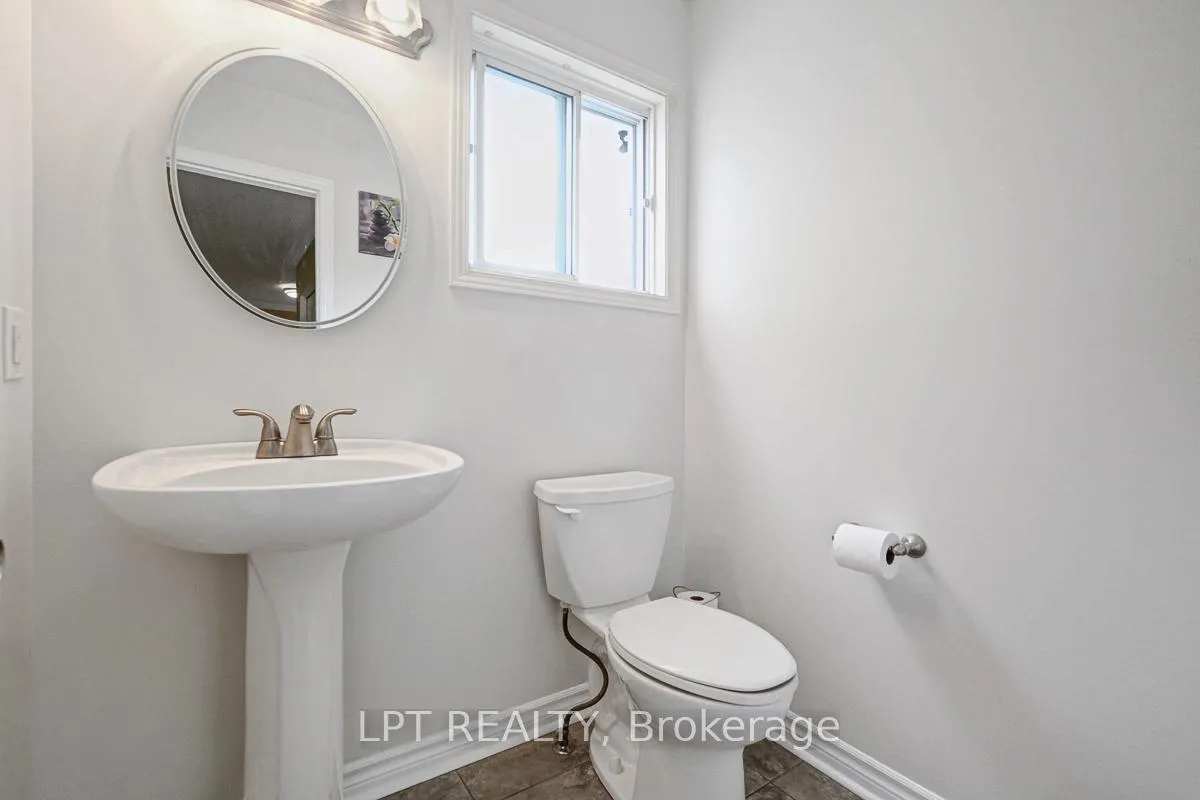Photo 19 of 61 Shetland Way, Ottawa, Kanata - Bridlewood — HOMEH