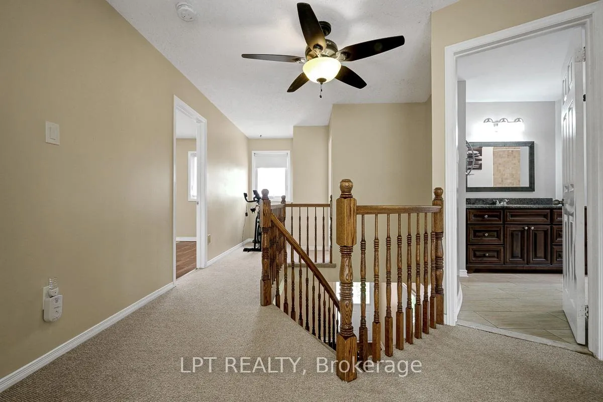 Photo 23 of 61 Shetland Way, Ottawa, Kanata - Bridlewood — HOMEH