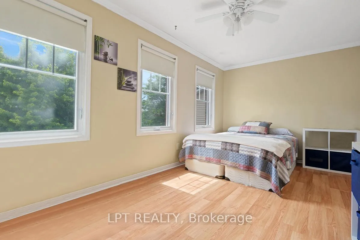 Photo 36 of 61 Shetland Way, Ottawa, Kanata - Bridlewood — HOMEH