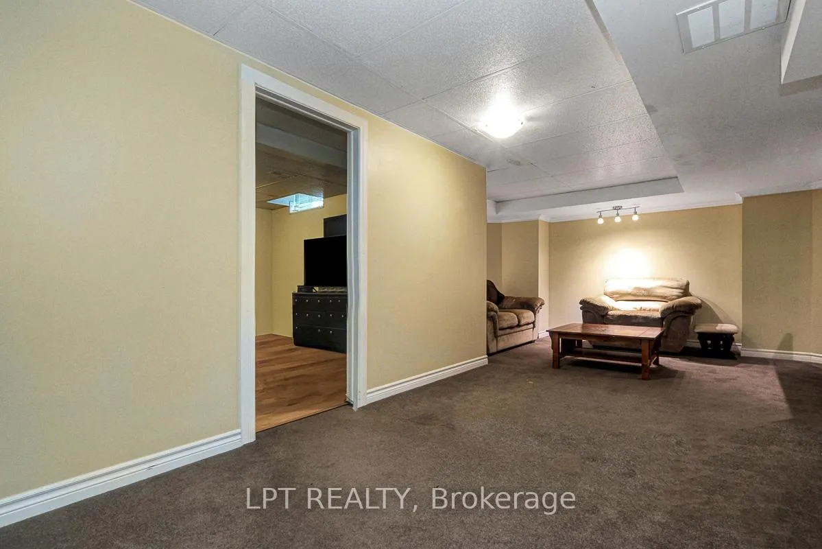 Photo 38 of 61 Shetland Way, Ottawa, Kanata - Bridlewood — HOMEH