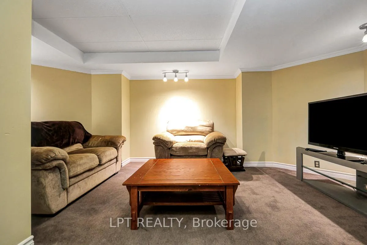 Photo 39 of 61 Shetland Way, Ottawa, Kanata - Bridlewood — HOMEH