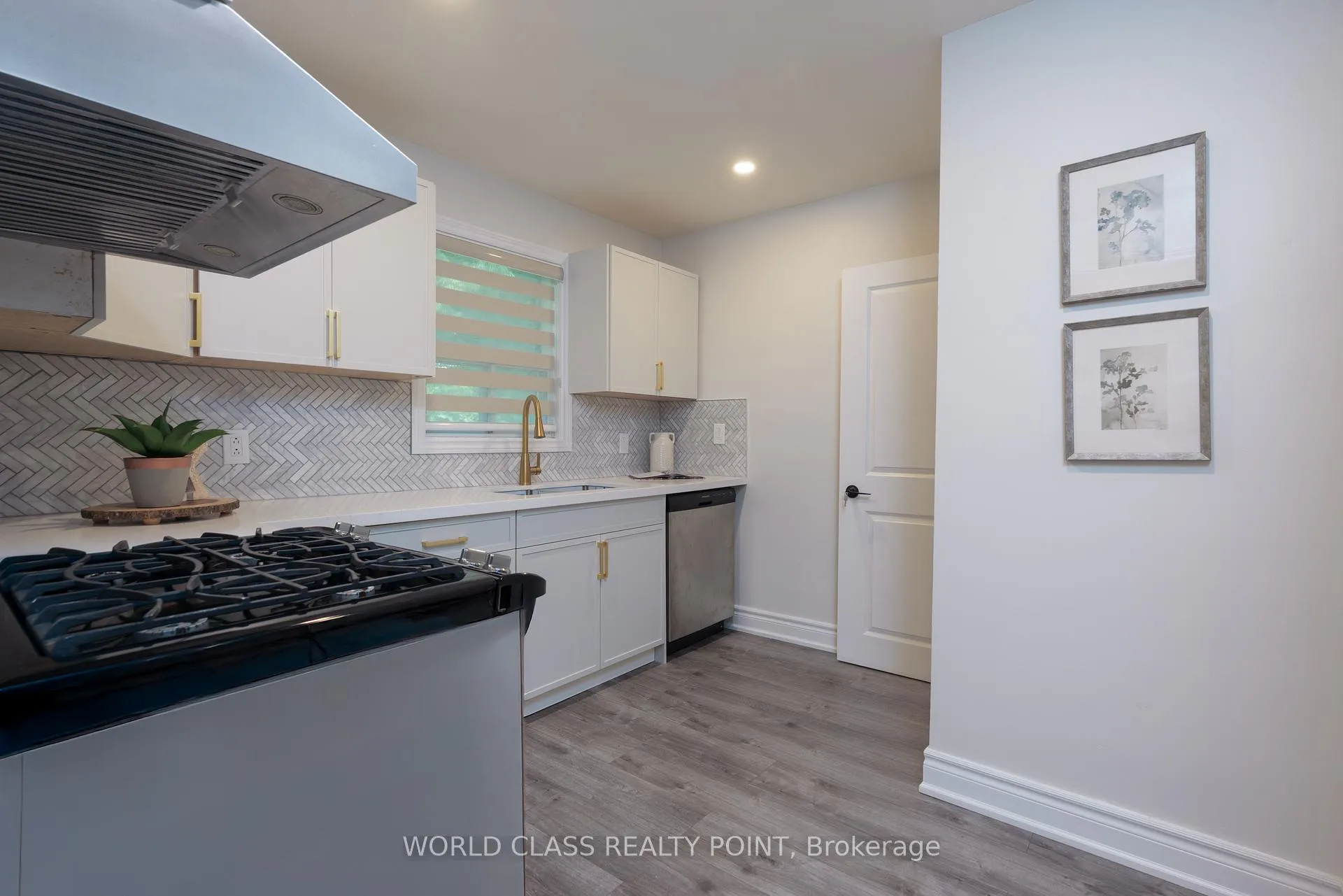 Photo 12 of 152 Ferris Road, Toronto, O'Connor-Parkview — HOMEH