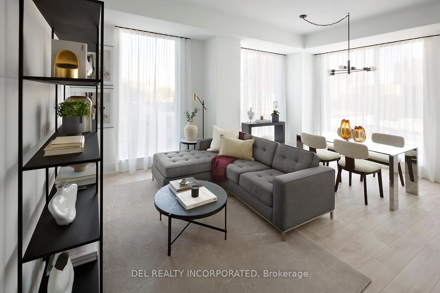 Photo of Unit 404, 115 Denison Avenue
