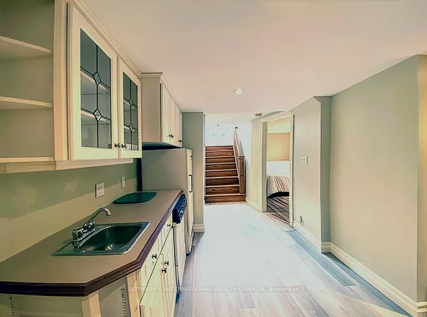 Photo 14 of Unit Main + Lower, 21 Melgund Road, Toronto, Casa Loma — HOMEH