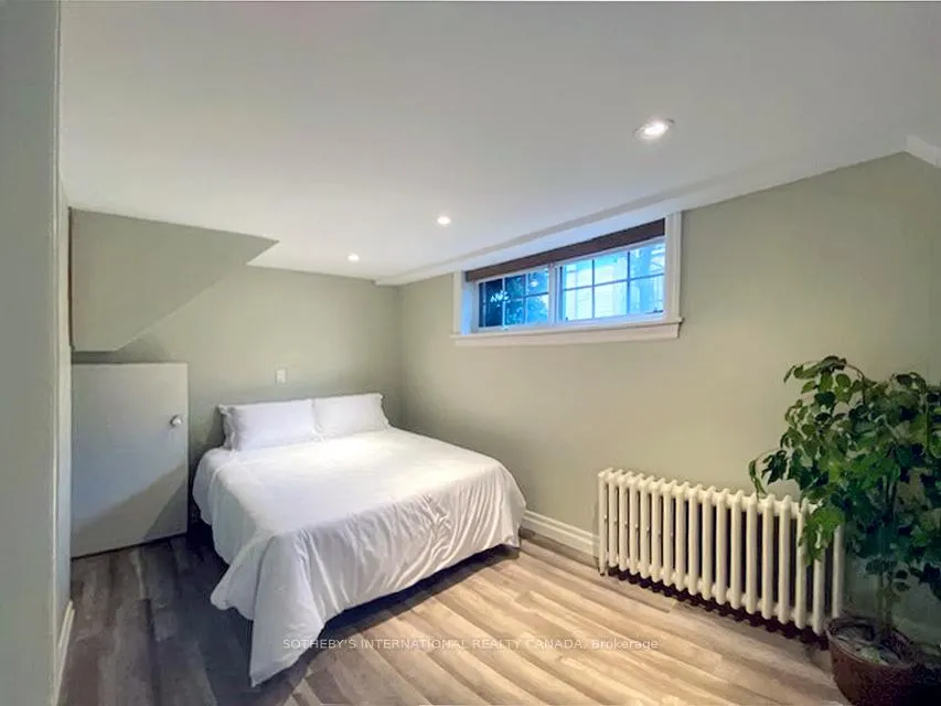 Photo 16 of Unit Main + Lower, 21 Melgund Road, Toronto, Casa Loma — HOMEH