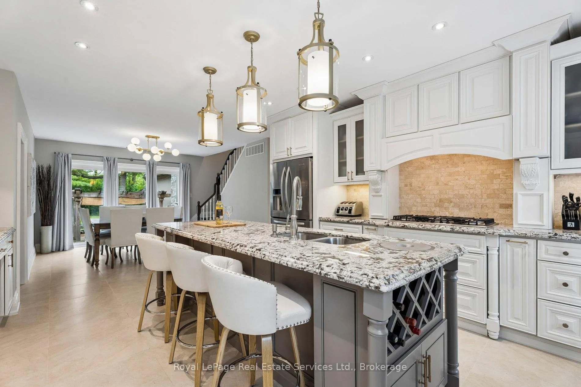 Photo 15 of 1 Stonebury Place, Hamilton, Rural Flamborough — HOMEH