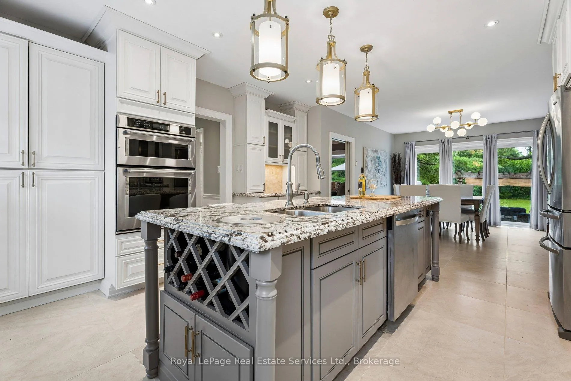 Photo 16 of 1 Stonebury Place, Hamilton, Rural Flamborough — HOMEH