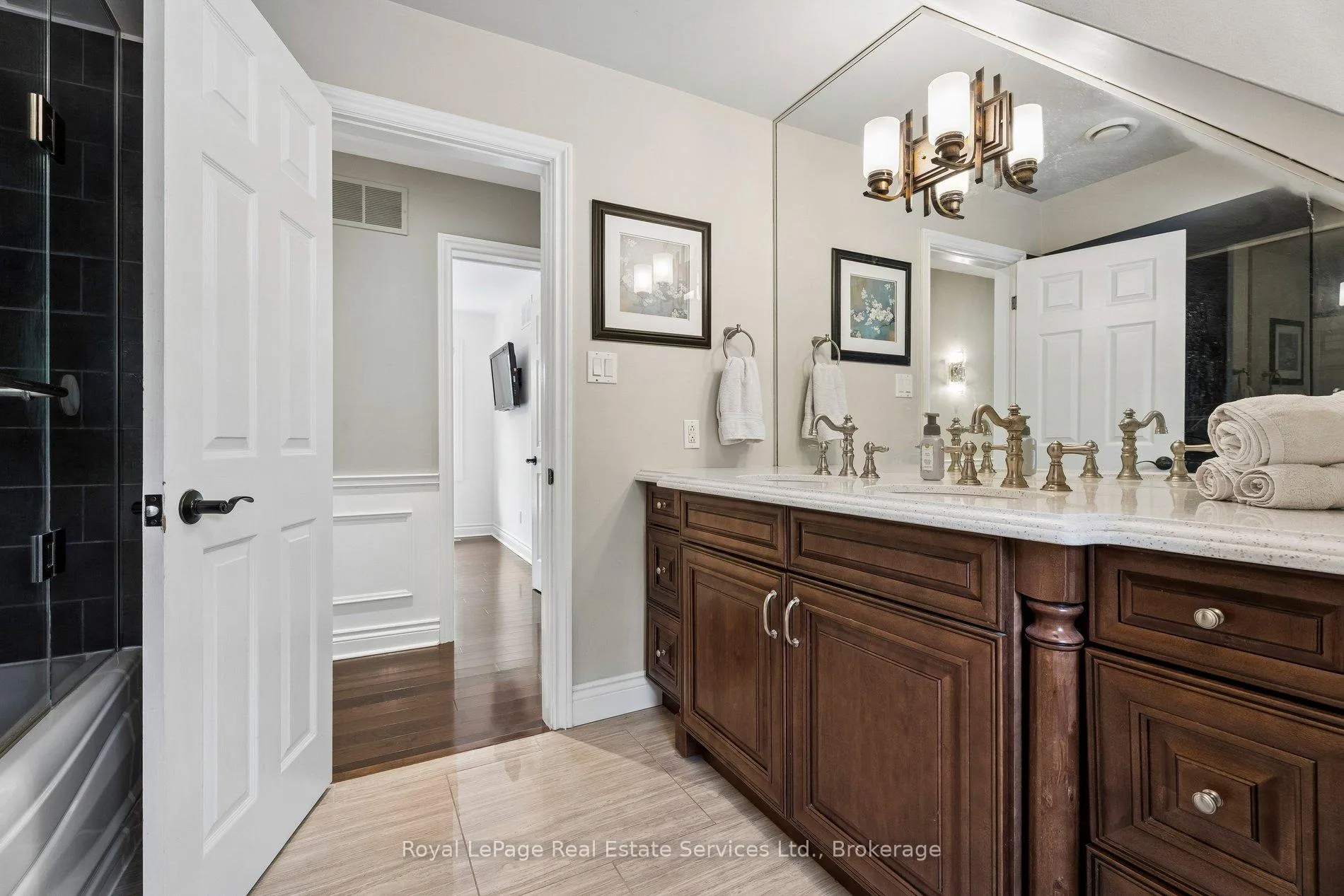 Photo 37 of 1 Stonebury Place, Hamilton, Rural Flamborough — HOMEH