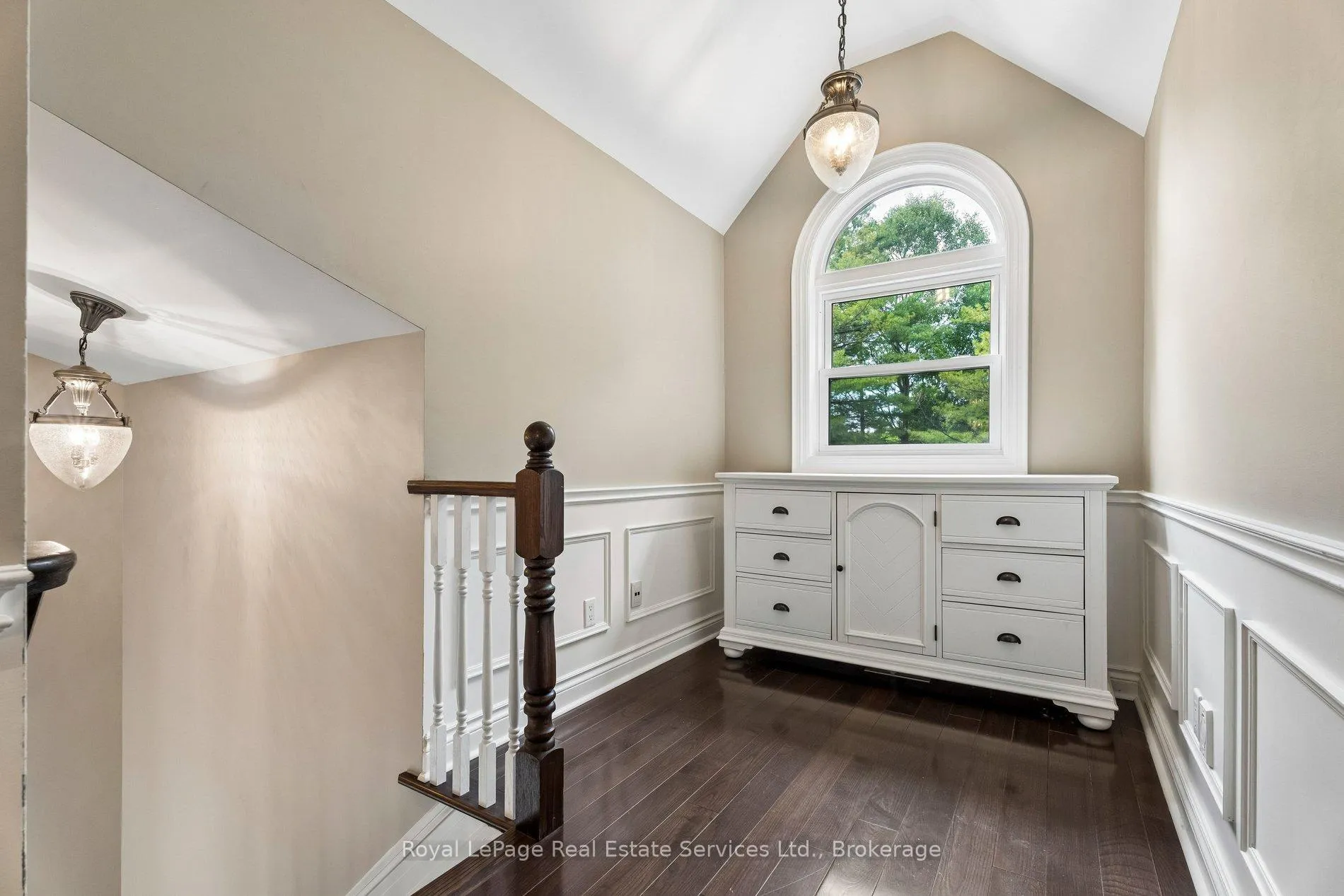 Photo 39 of 1 Stonebury Place, Hamilton, Rural Flamborough — HOMEH