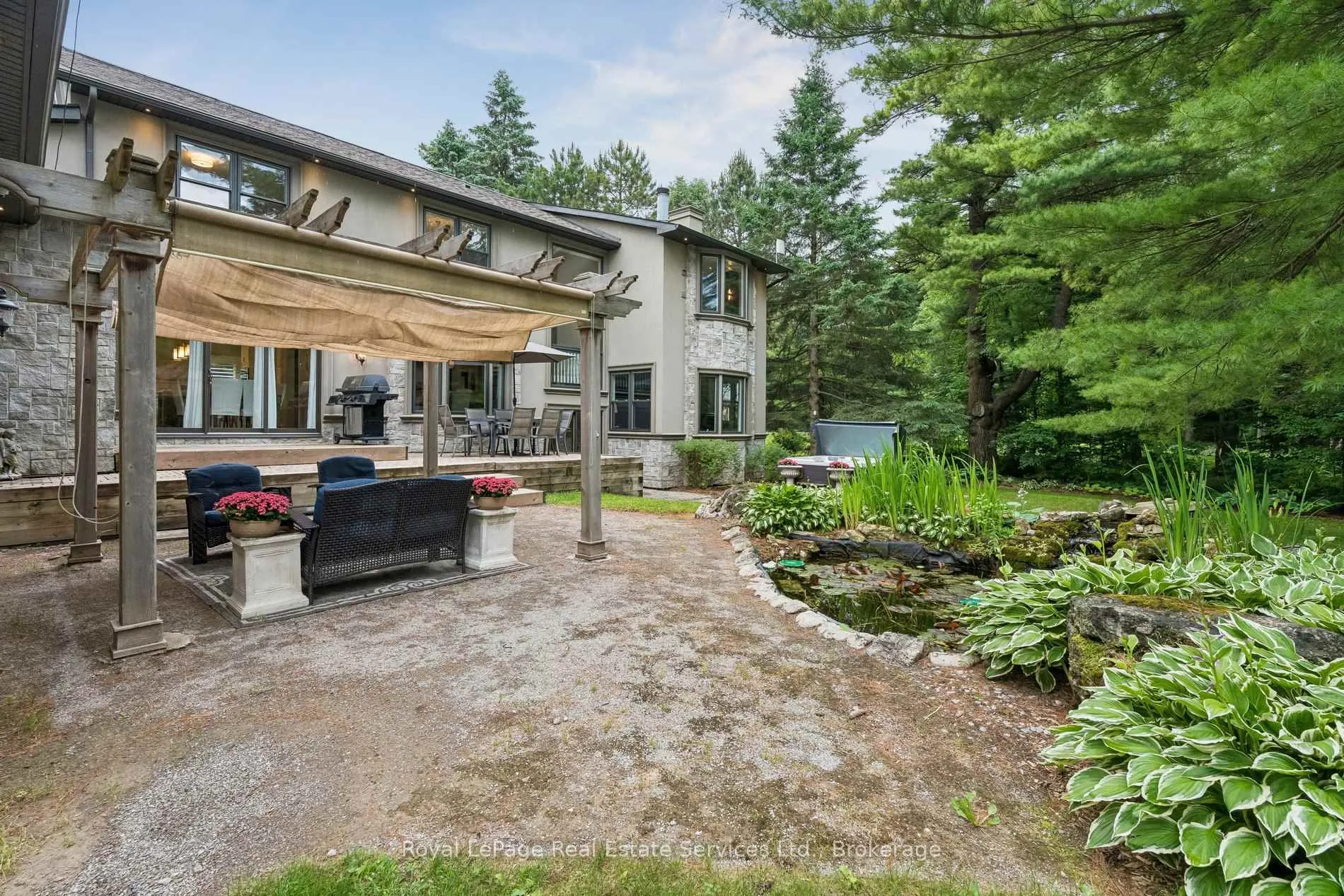 Photo 44 of 1 Stonebury Place, Hamilton, Rural Flamborough — HOMEH