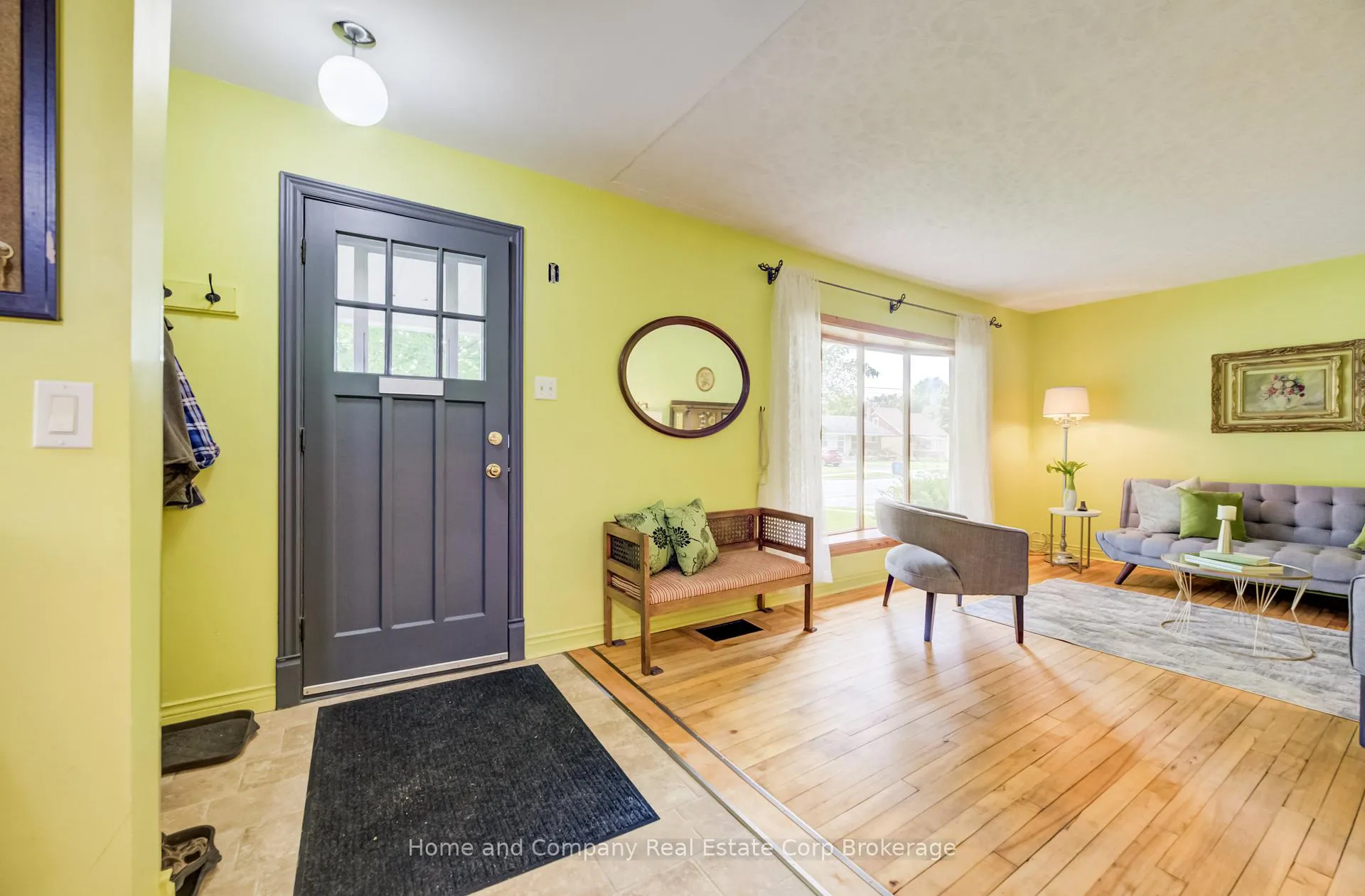 Photo 2 of 122 Brydges Street, Stratford — HOMEH