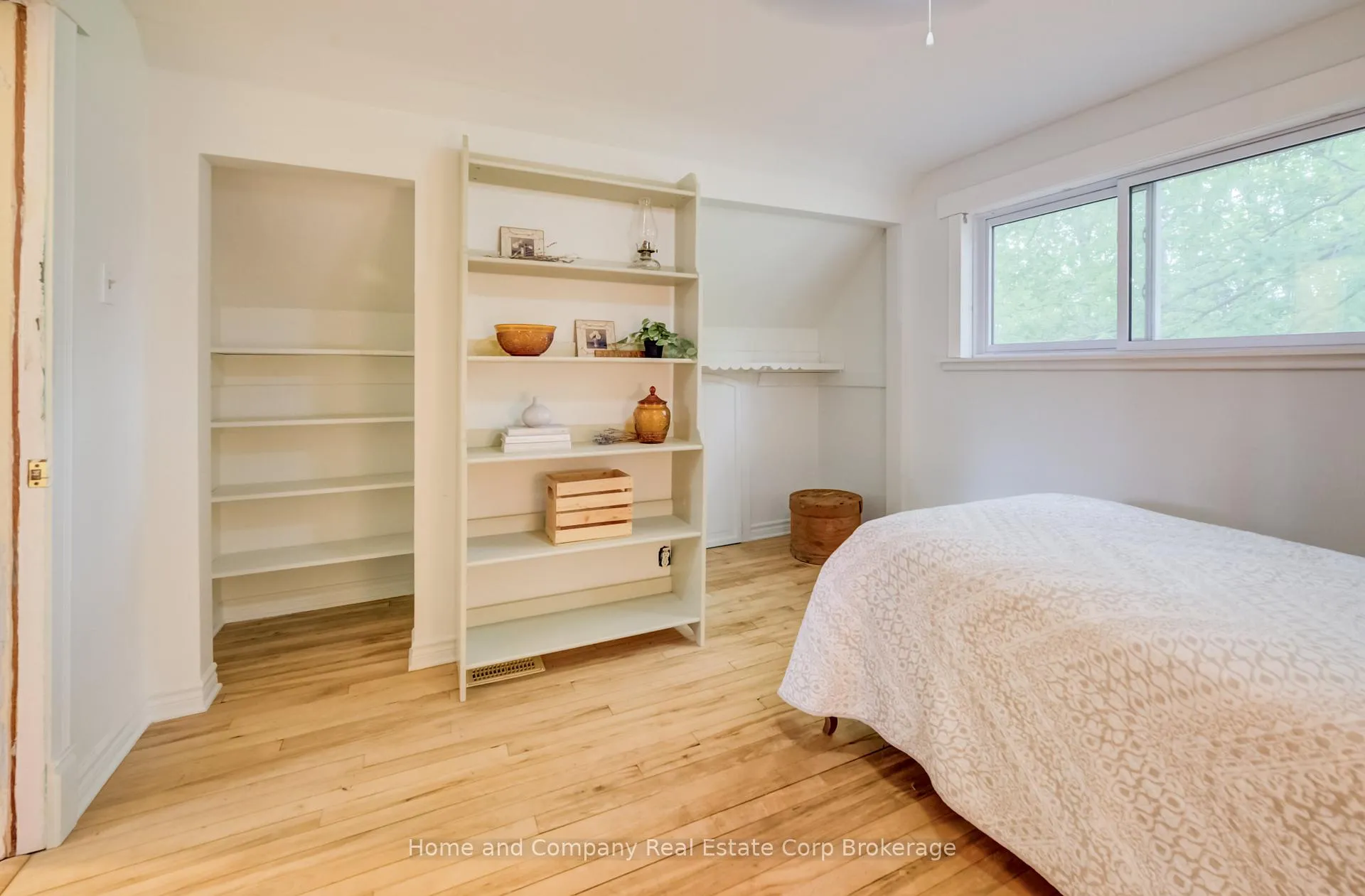 Photo 23 of 122 Brydges Street, Stratford — HOMEH