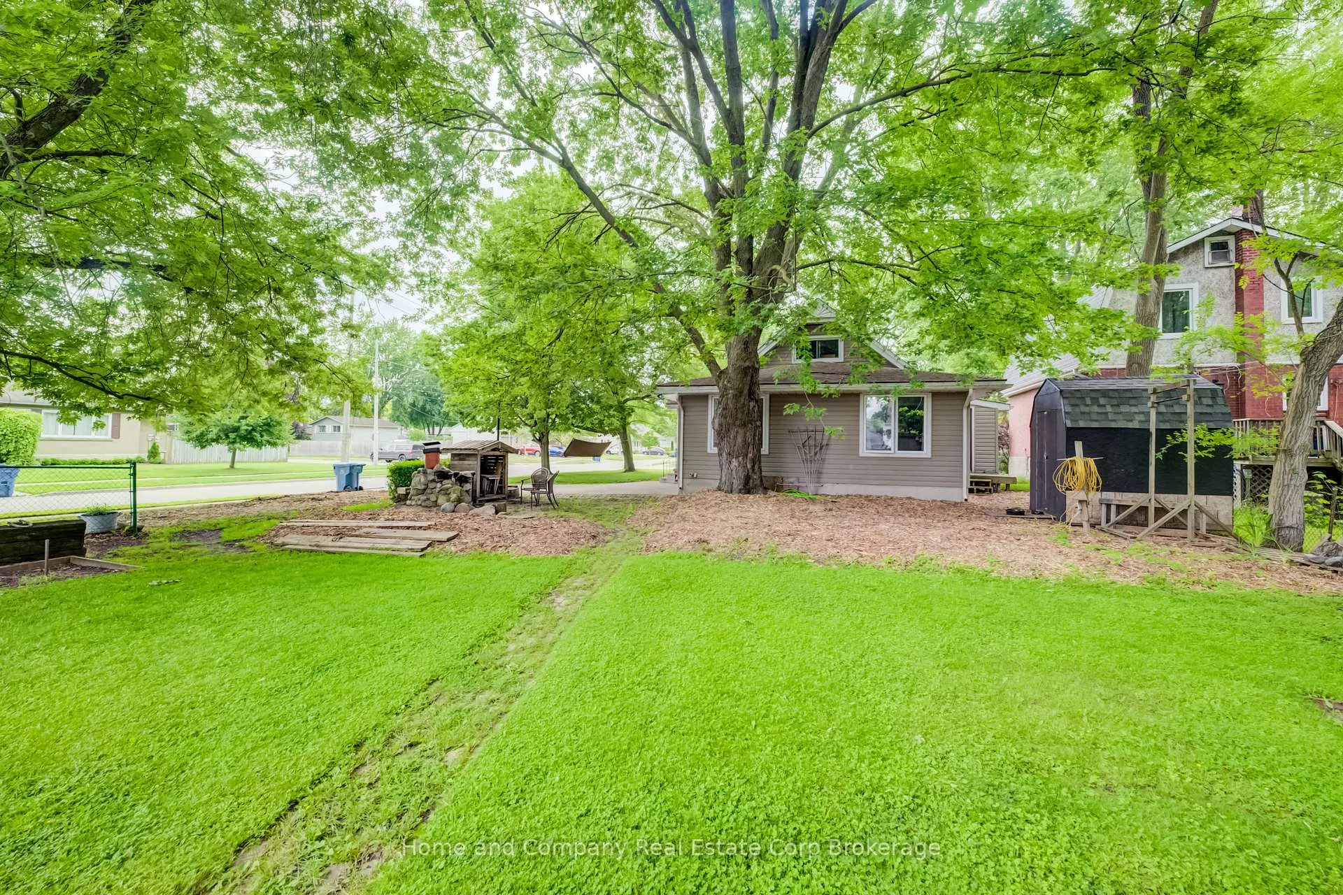 Photo 32 of 122 Brydges Street, Stratford — HOMEH