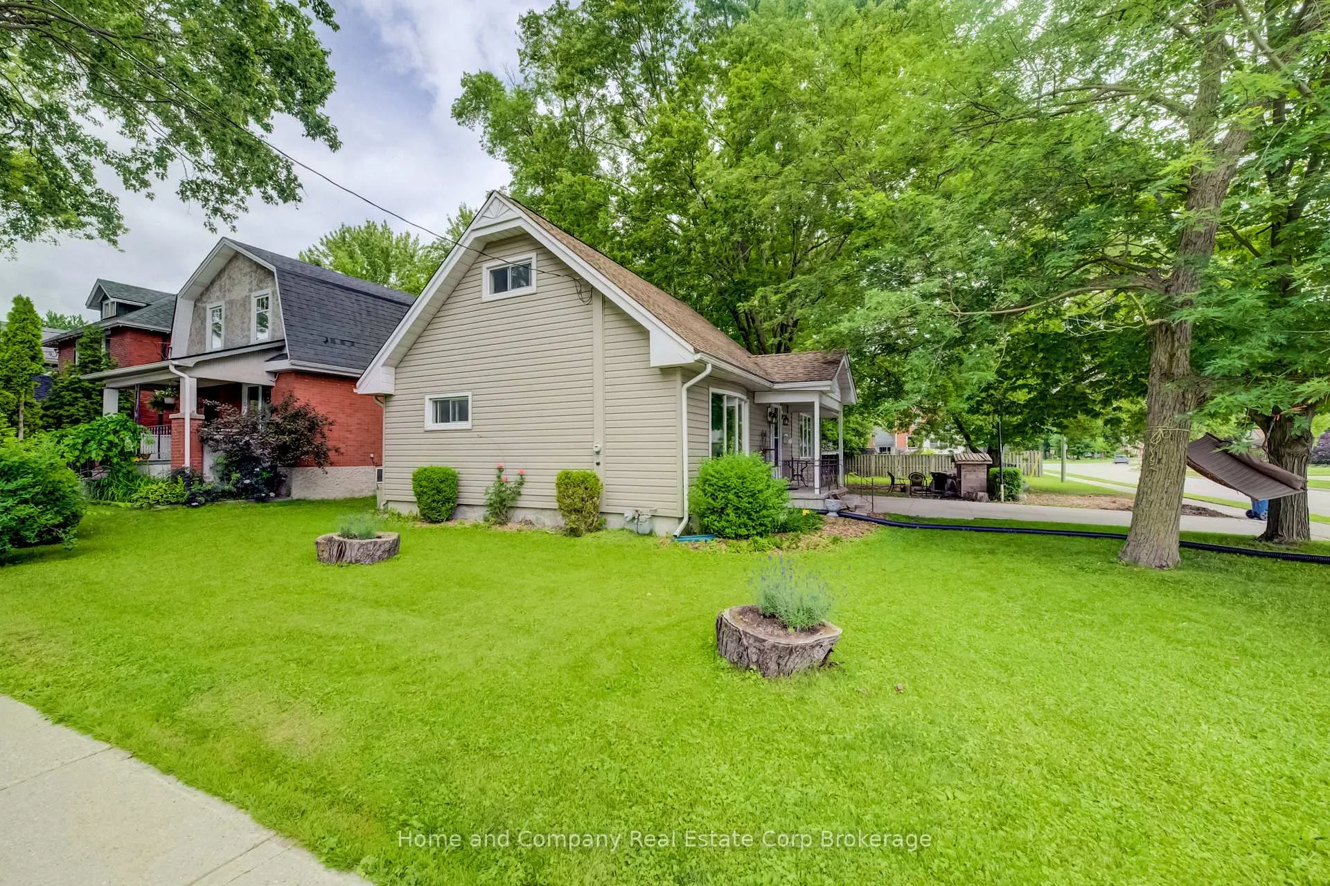 Photo 34 of 122 Brydges Street, Stratford — HOMEH
