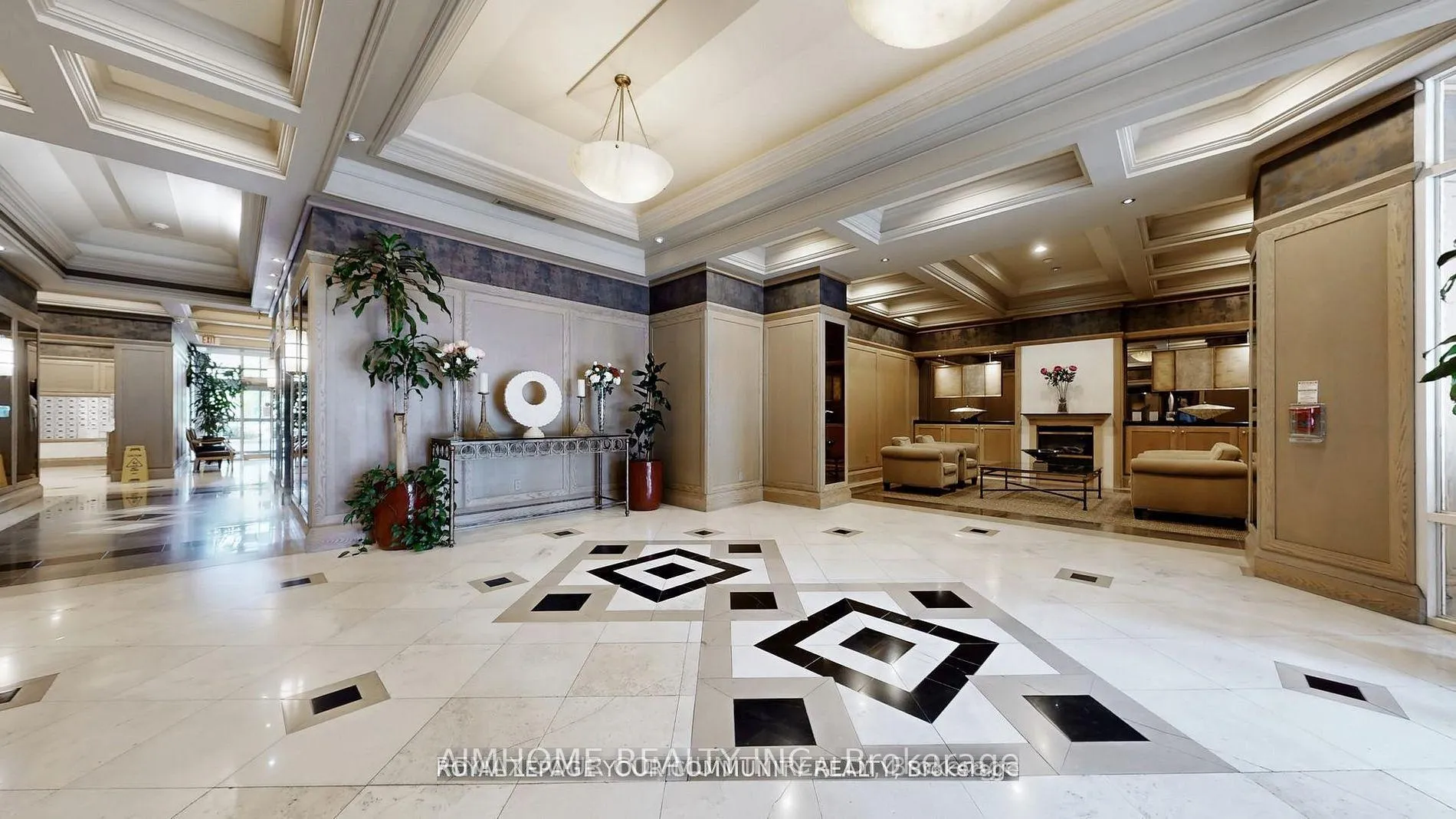 Photo 4 of Unit 1209, 909 Bay Street, Toronto, Bay Street Corridor — HOMEH