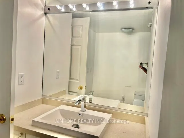 Photo 13 of Unit 1209, 909 Bay Street, Toronto, Bay Street Corridor — HOMEH