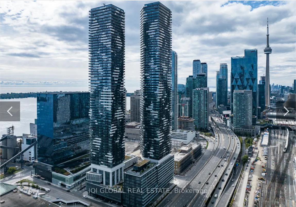 Photo 2 of Unit 1507, 55 Cooper Street, Toronto, Waterfront Communities — HOMEH