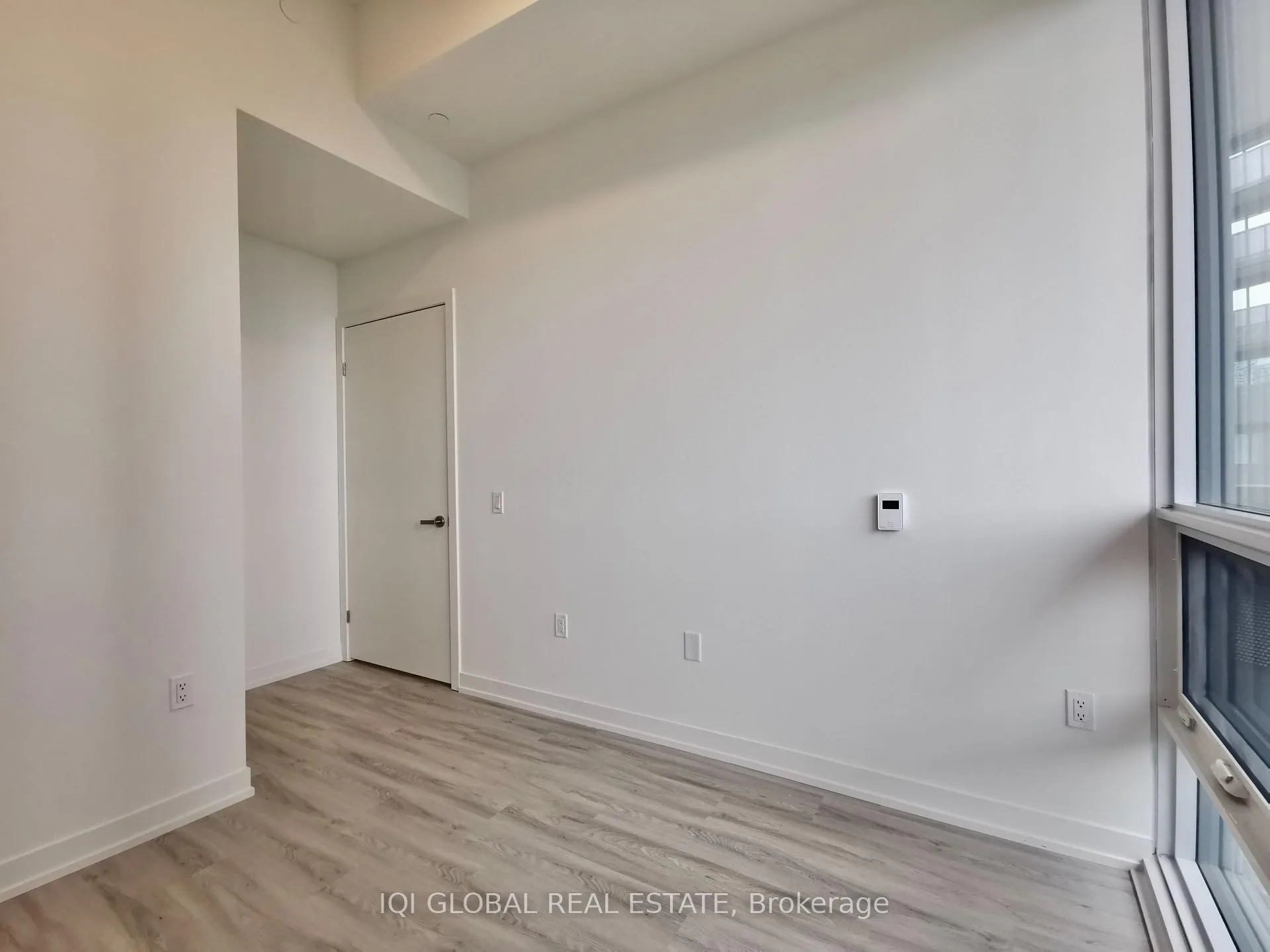 Photo 16 of Unit 1507, 55 Cooper Street, Toronto, Waterfront Communities — HOMEH