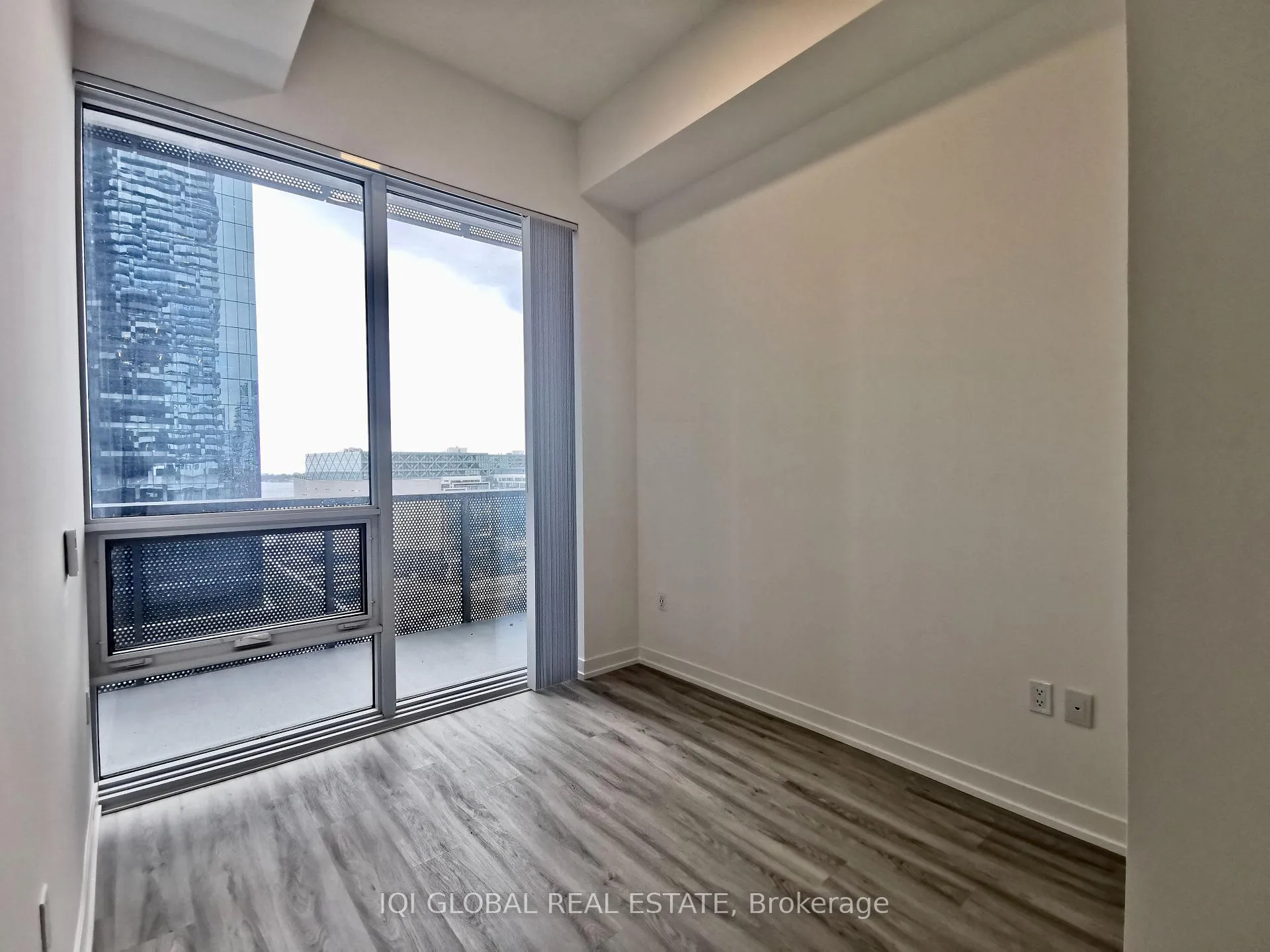 Photo 17 of Unit 1507, 55 Cooper Street, Toronto, Waterfront Communities — HOMEH