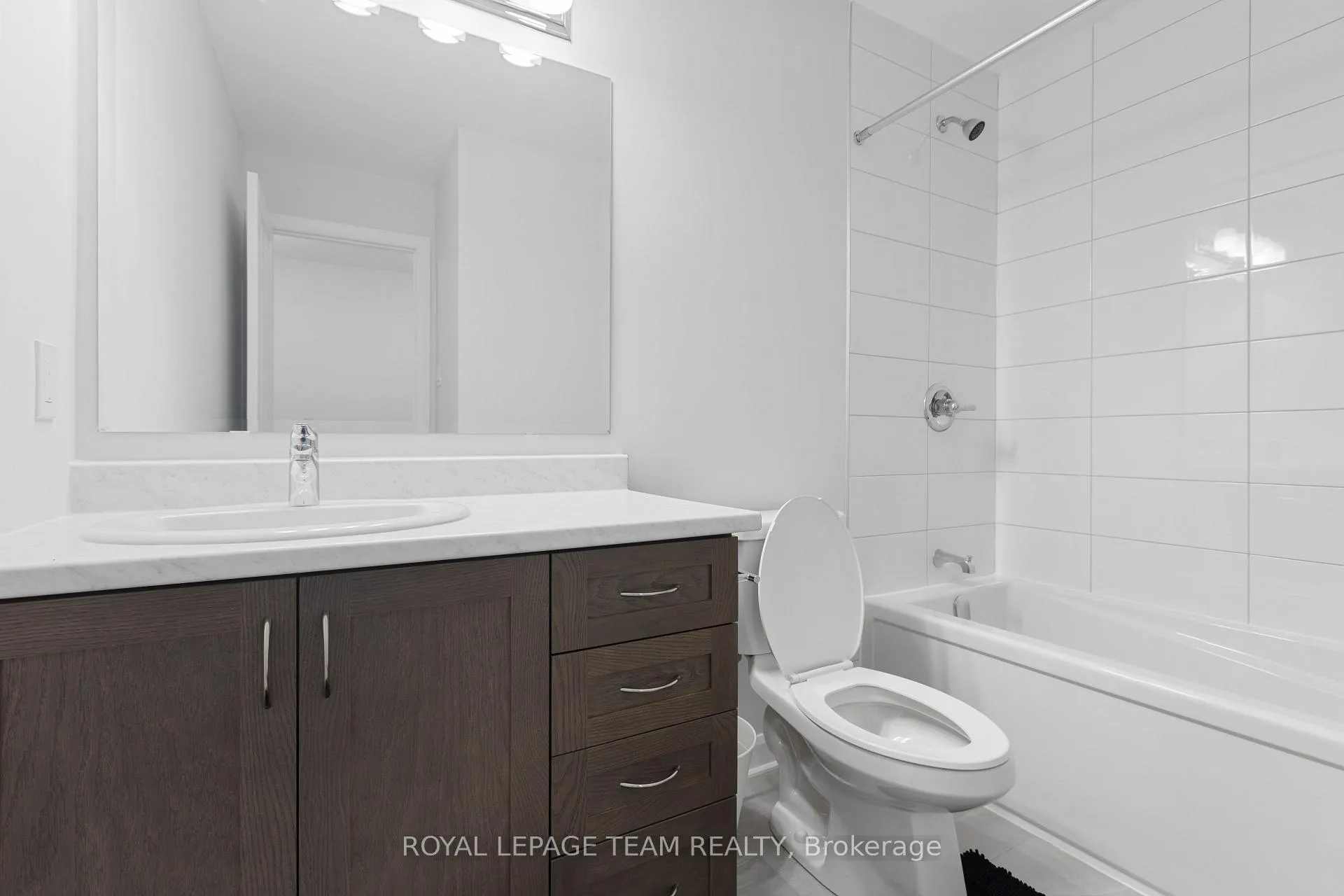 Photo 20 of 47 Cordage Street, Ottawa, Avalon East — HOMEH