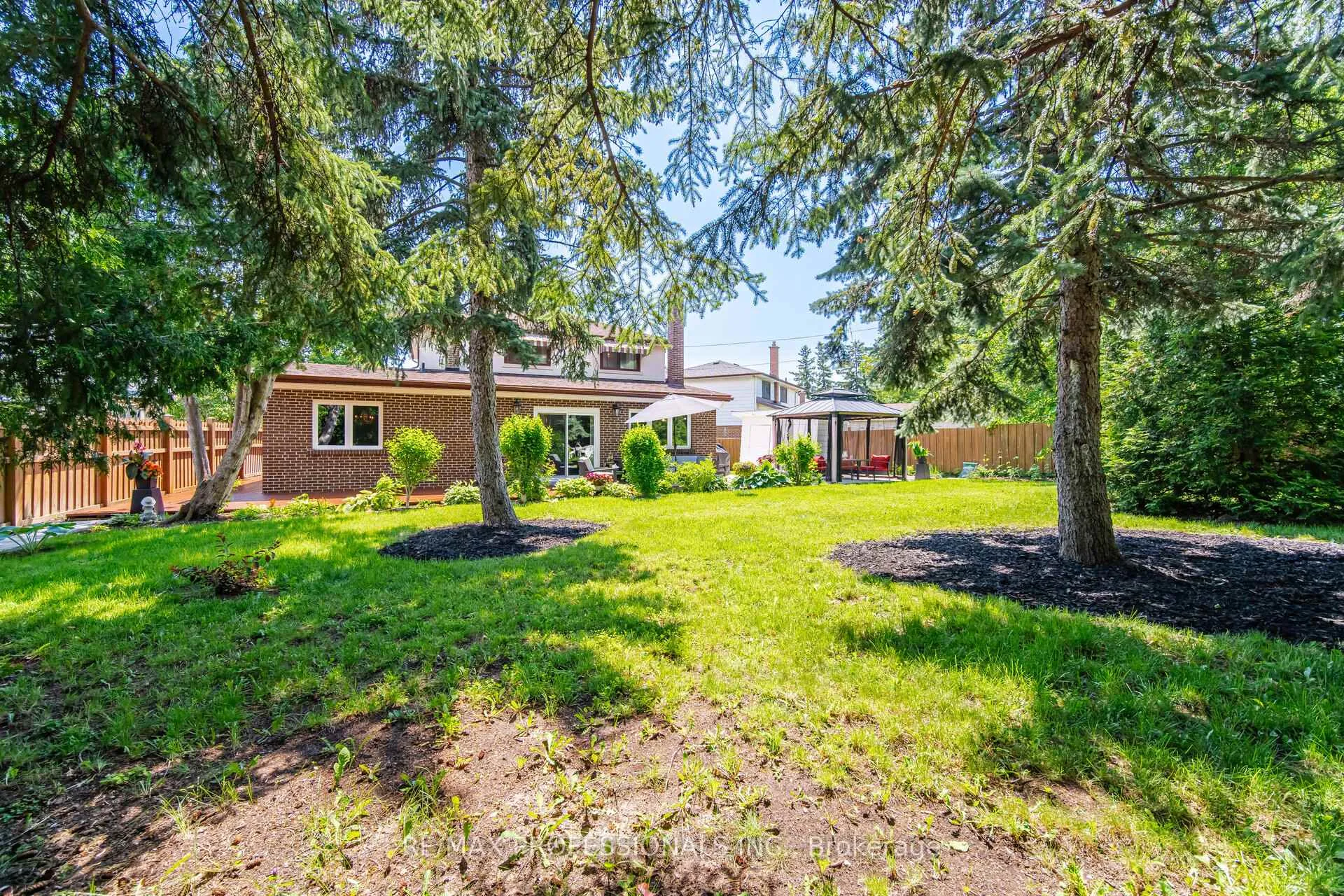 Photo 43 of 74 Ringway Crescent, Etobicoke, Elms-Old Rexdale — HOMEH