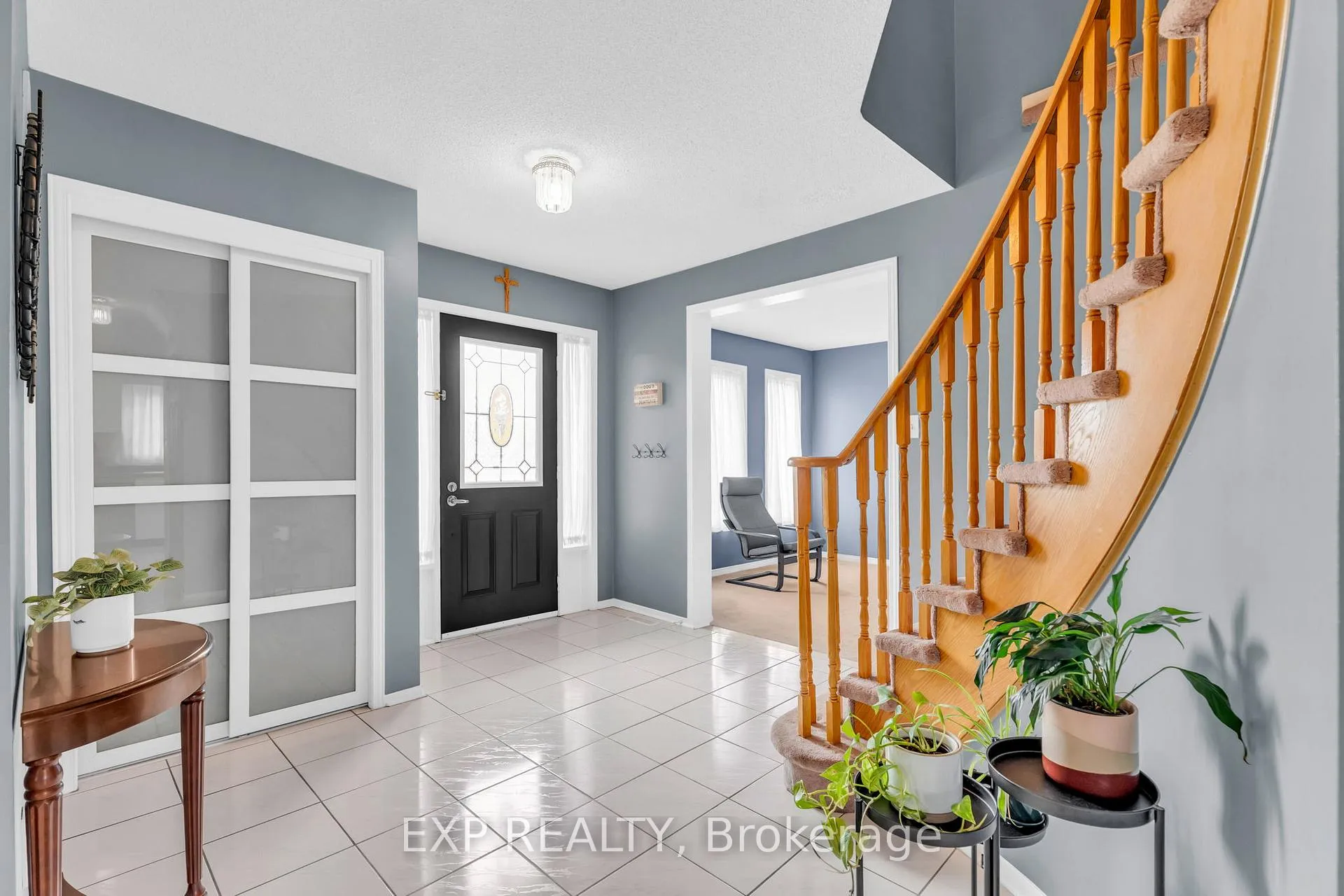 Photo 6 of 22 Bristol Avenue, Brampton, Northwood Park — HOMEH
