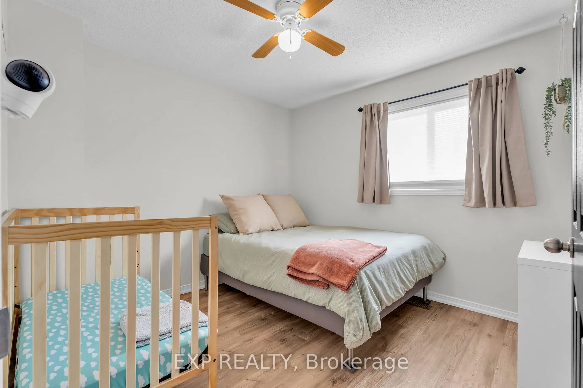 Photo 29 of 22 Bristol Avenue, Brampton, Northwood Park — HOMEH