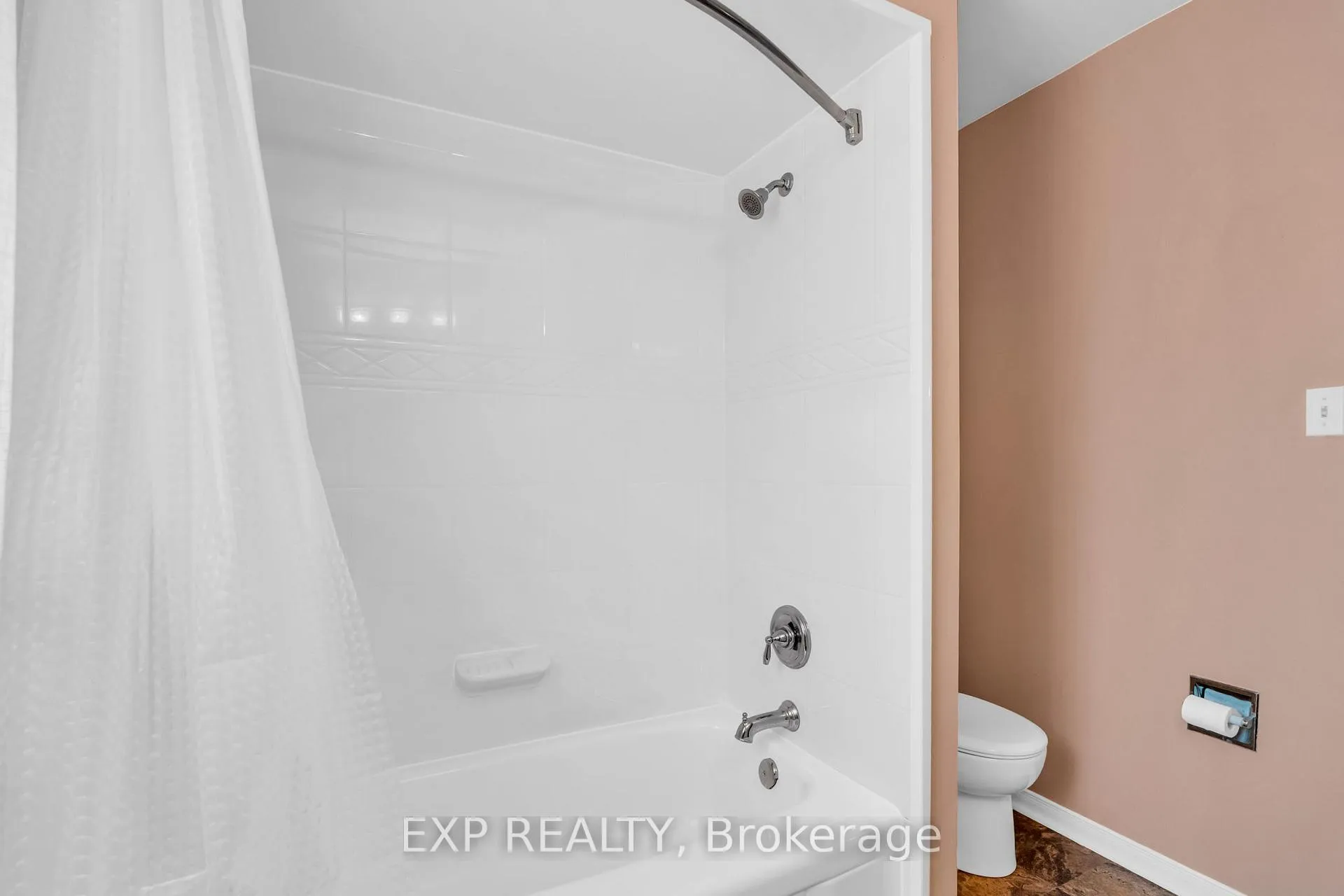 Photo 31 of 22 Bristol Avenue, Brampton, Northwood Park — HOMEH