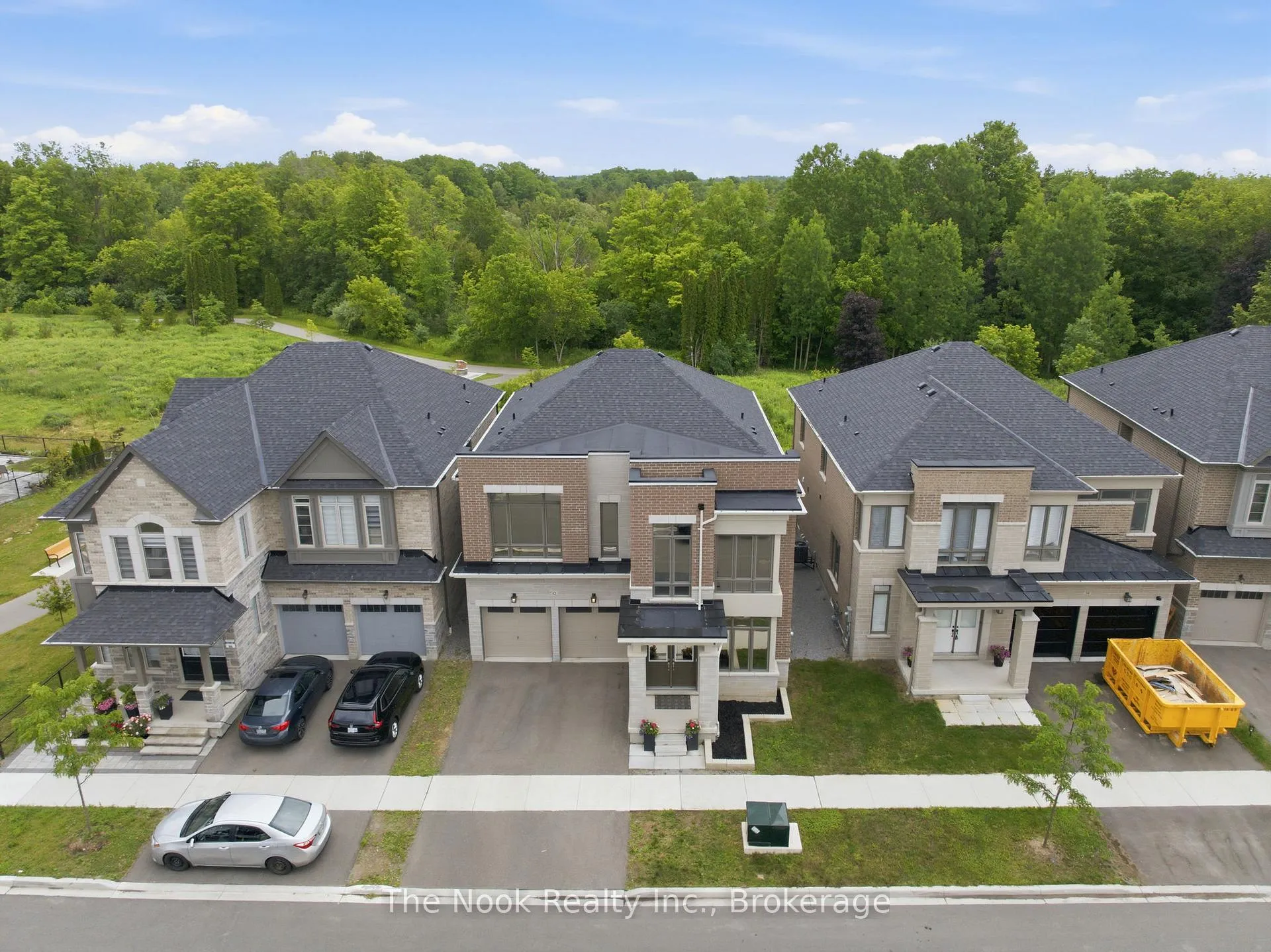 Photo 1 of 32 Priory Drive, Whitby, Rural Whitby — HOMEH