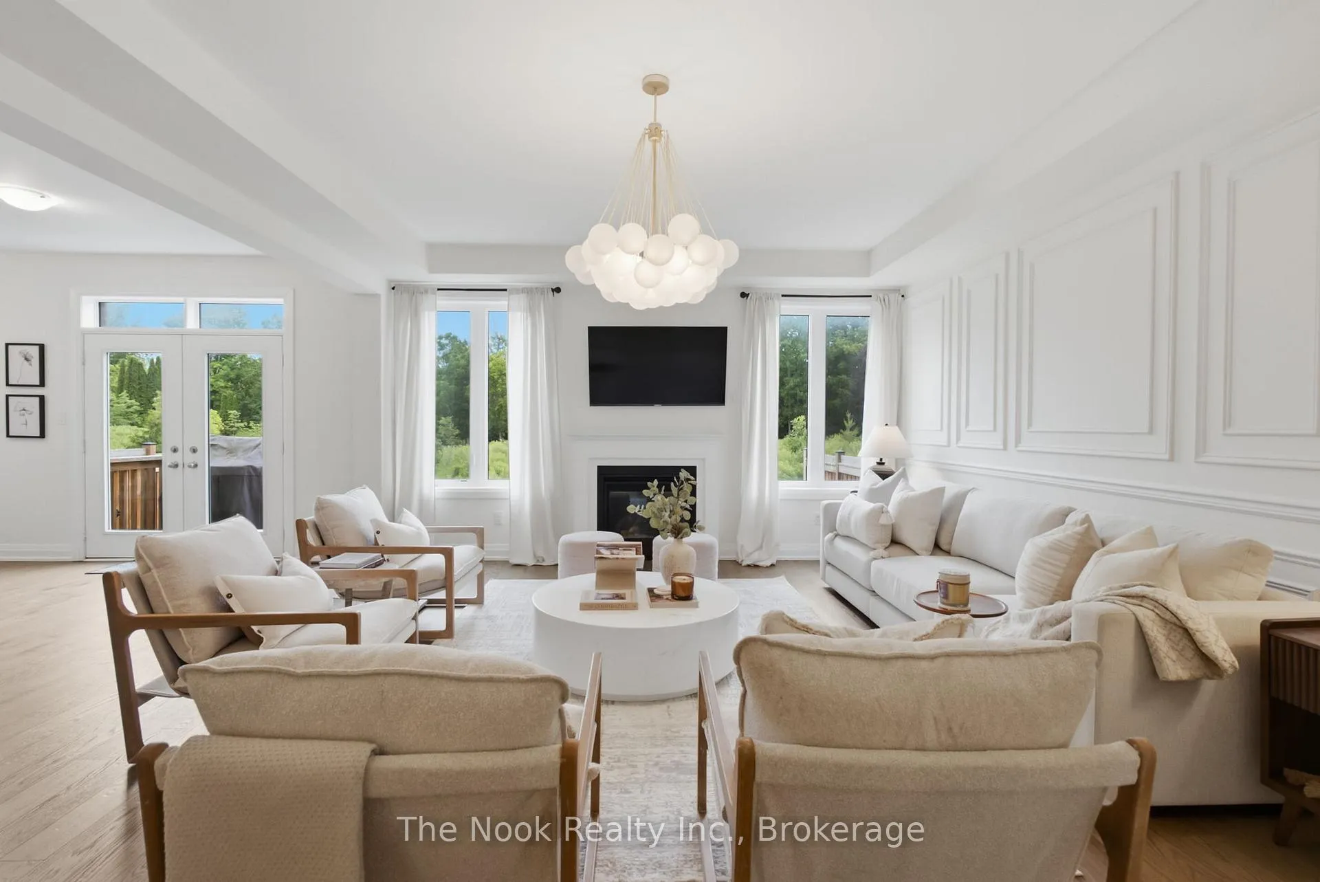 Photo 11 of 32 Priory Drive, Whitby, Rural Whitby — HOMEH