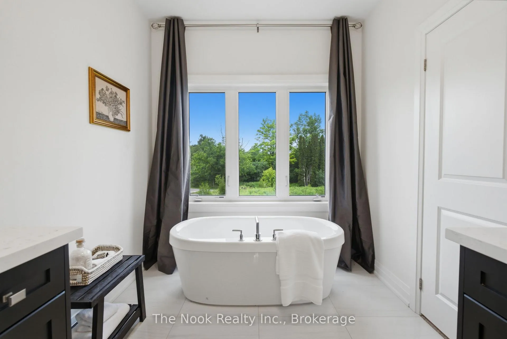 Photo 32 of 32 Priory Drive, Whitby, Rural Whitby — HOMEH