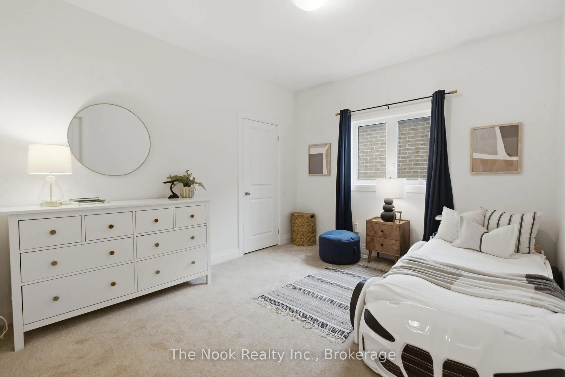 Photo 40 of 32 Priory Drive, Whitby, Rural Whitby — HOMEH