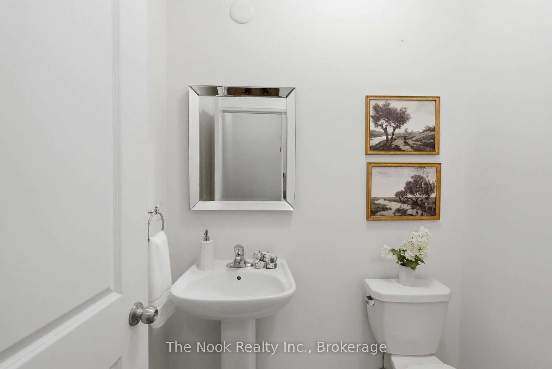 Photo 47 of 32 Priory Drive, Whitby, Rural Whitby — HOMEH