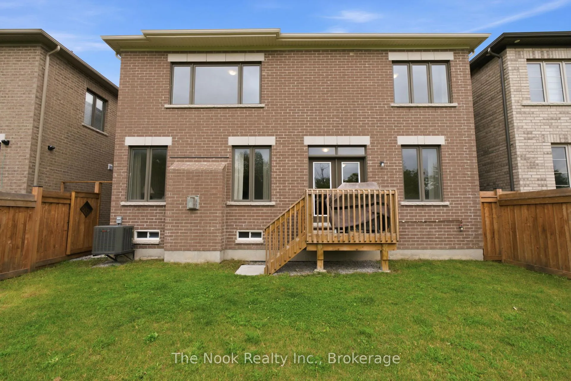 Photo 48 of 32 Priory Drive, Whitby, Rural Whitby — HOMEH