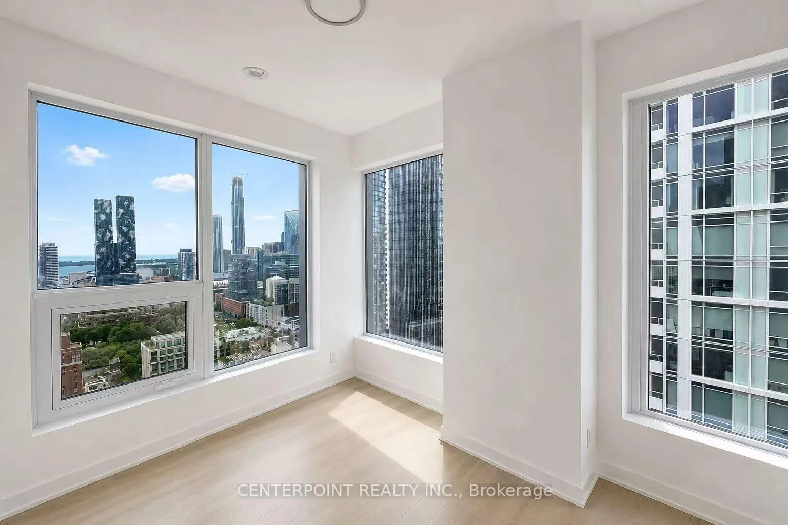 Photo 4 of Unit 3208, 100 Queen Street E, Toronto, Church-Yonge Corridor — HOMEH