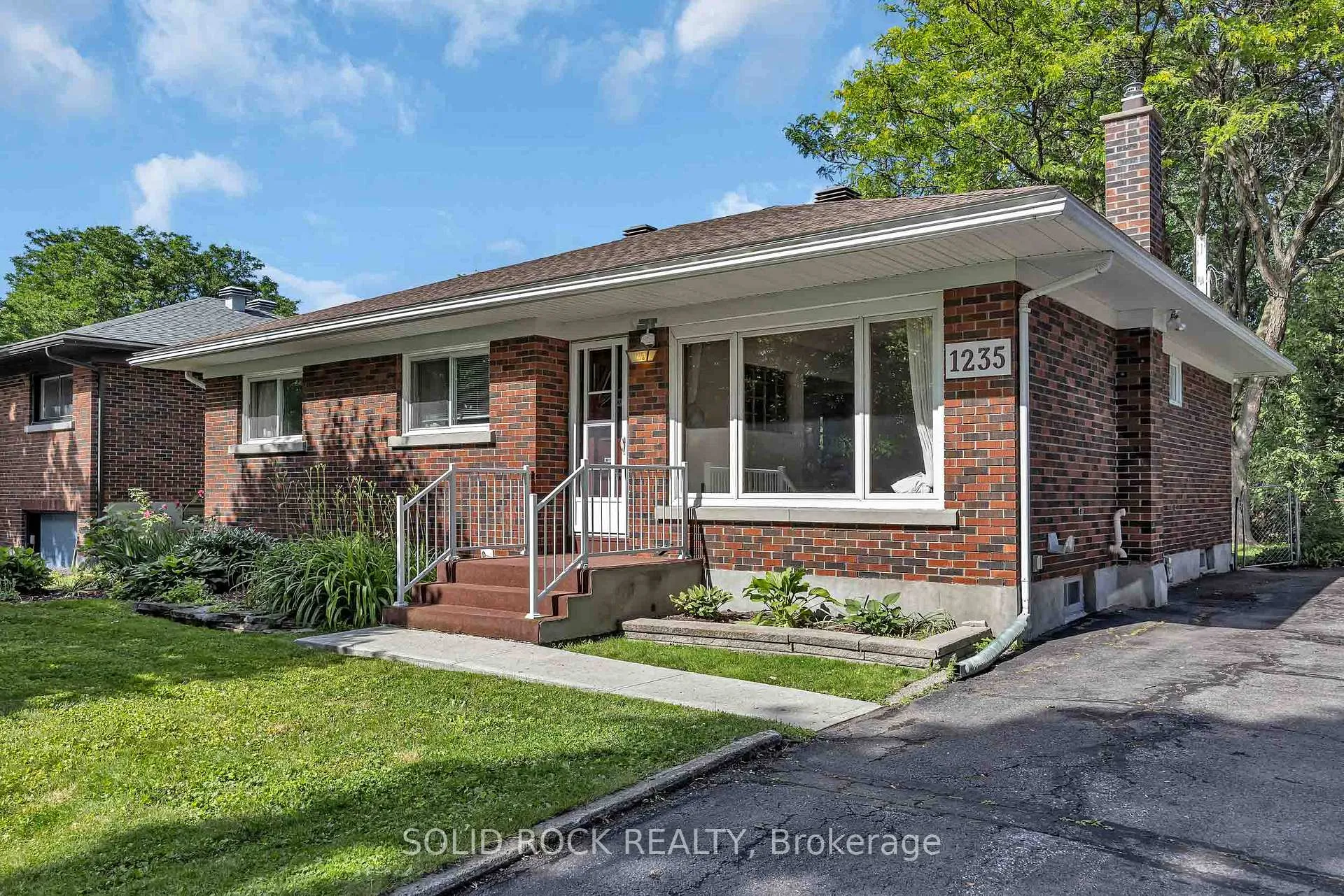 Photo 1 of 1235 Major Street, Ottawa, Bel Air Park — HOMEH