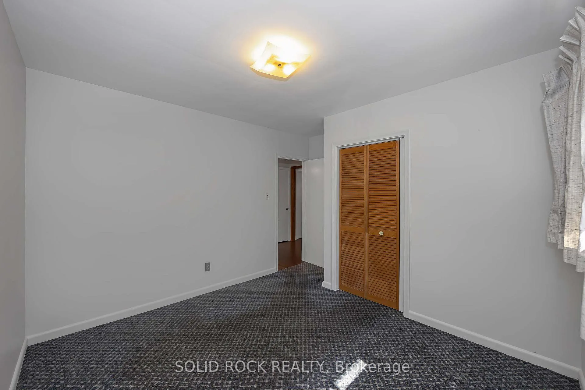 Photo 16 of 1235 Major Street, Ottawa, Bel Air Park — HOMEH