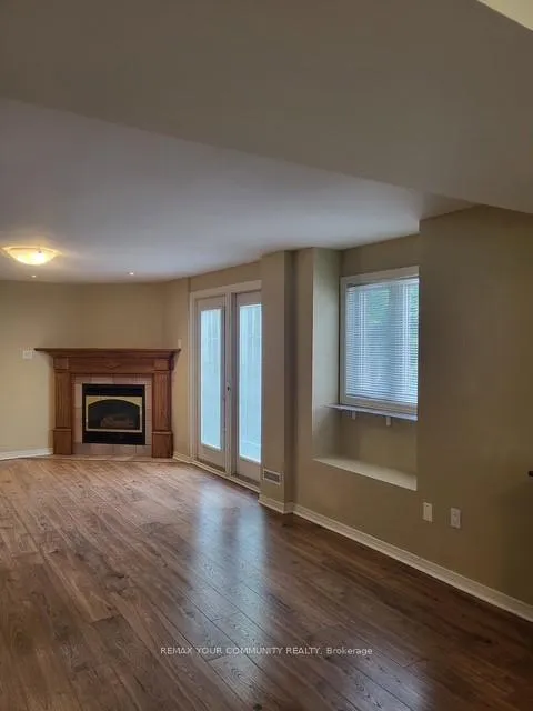 Photo 8 of 85 Emms Drive, Barrie, Holly — HOMEH