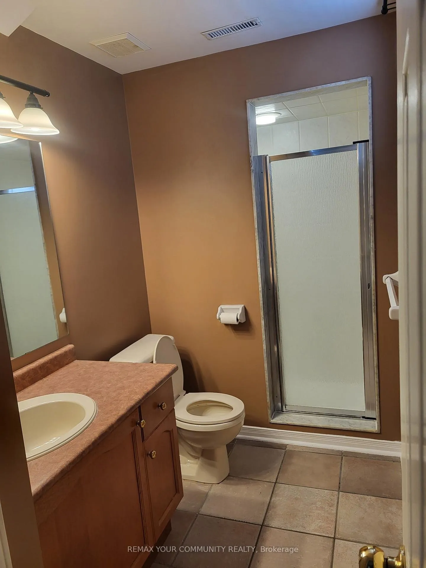 Photo 11 of 85 Emms Drive, Barrie, Holly — HOMEH
