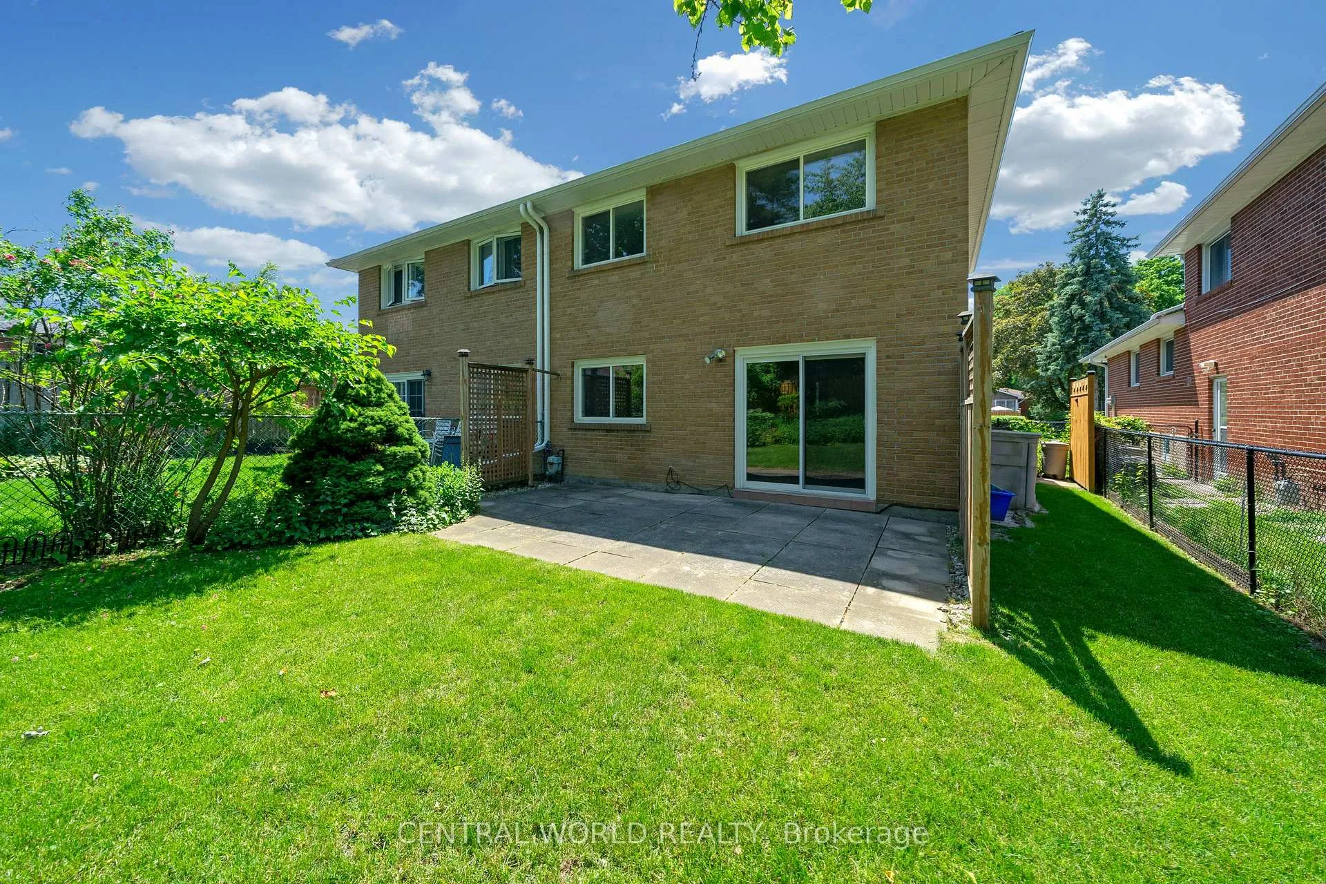 Photo 13 of 81 Pineway Boulevard, North York, Bayview Woods-Steeles — HOMEH