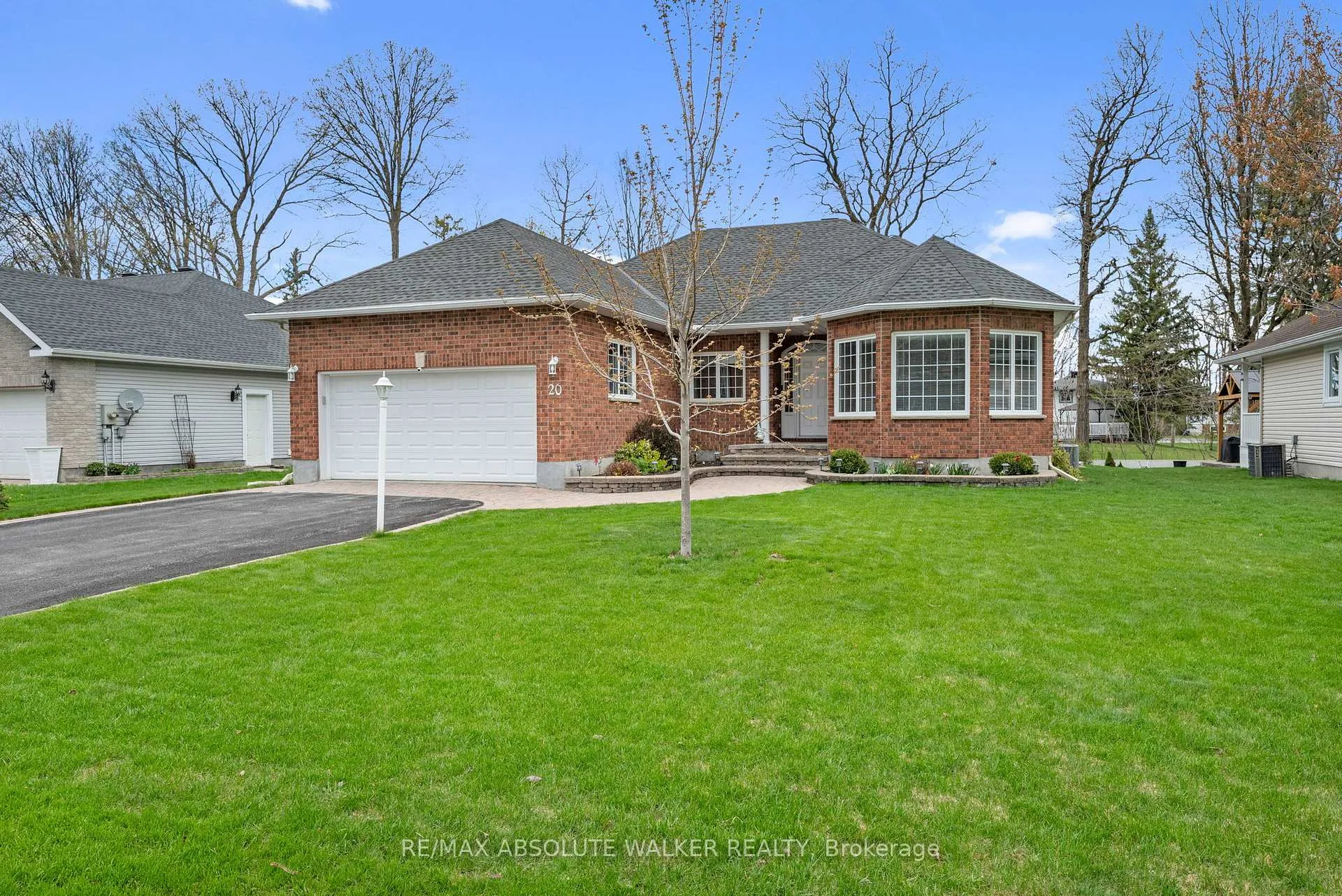 Photo 1 of 20 Mary Hill Crescent, Ottawa, Richmond — HOMEH