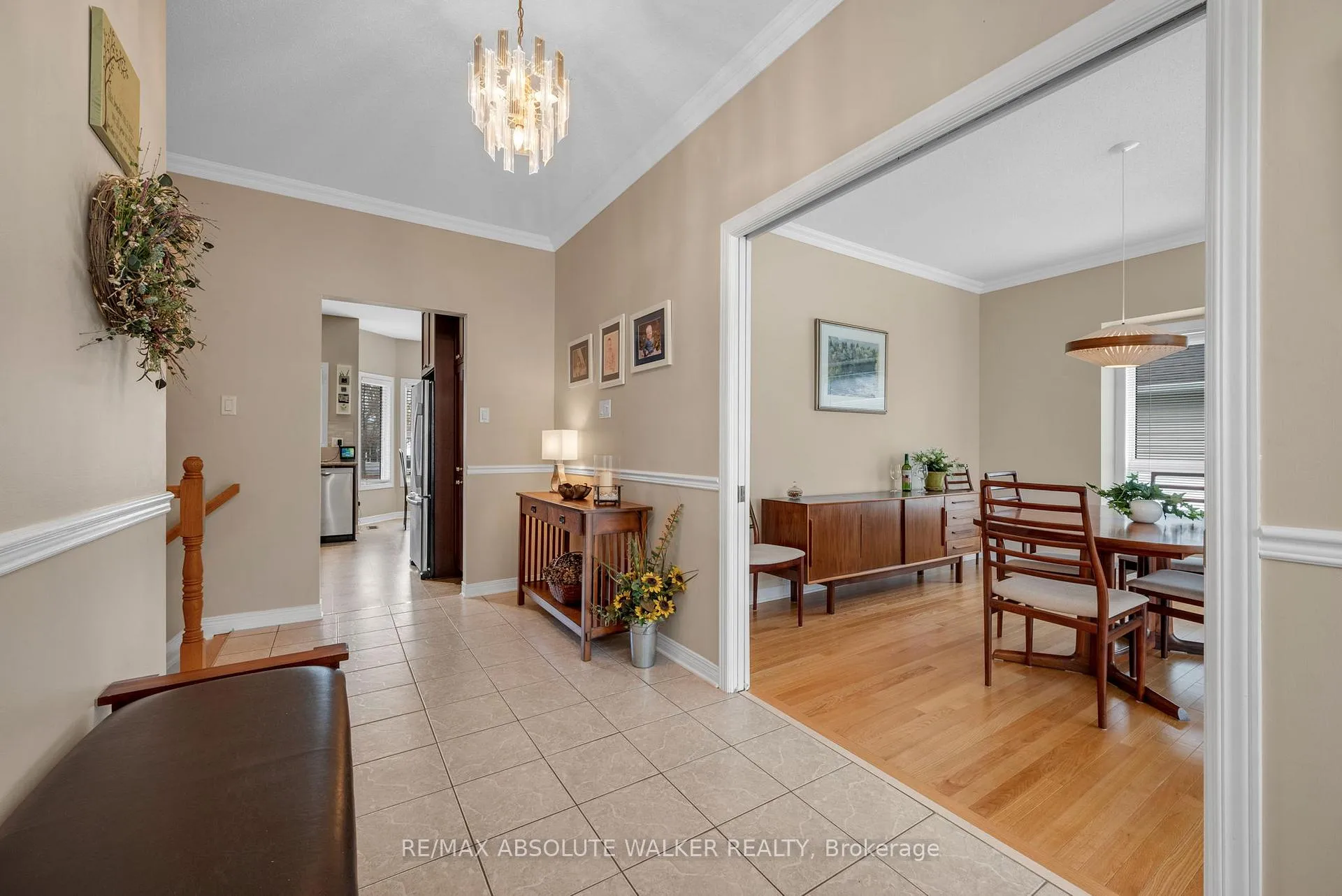 Photo 3 of 20 Mary Hill Crescent, Ottawa, Richmond — HOMEH