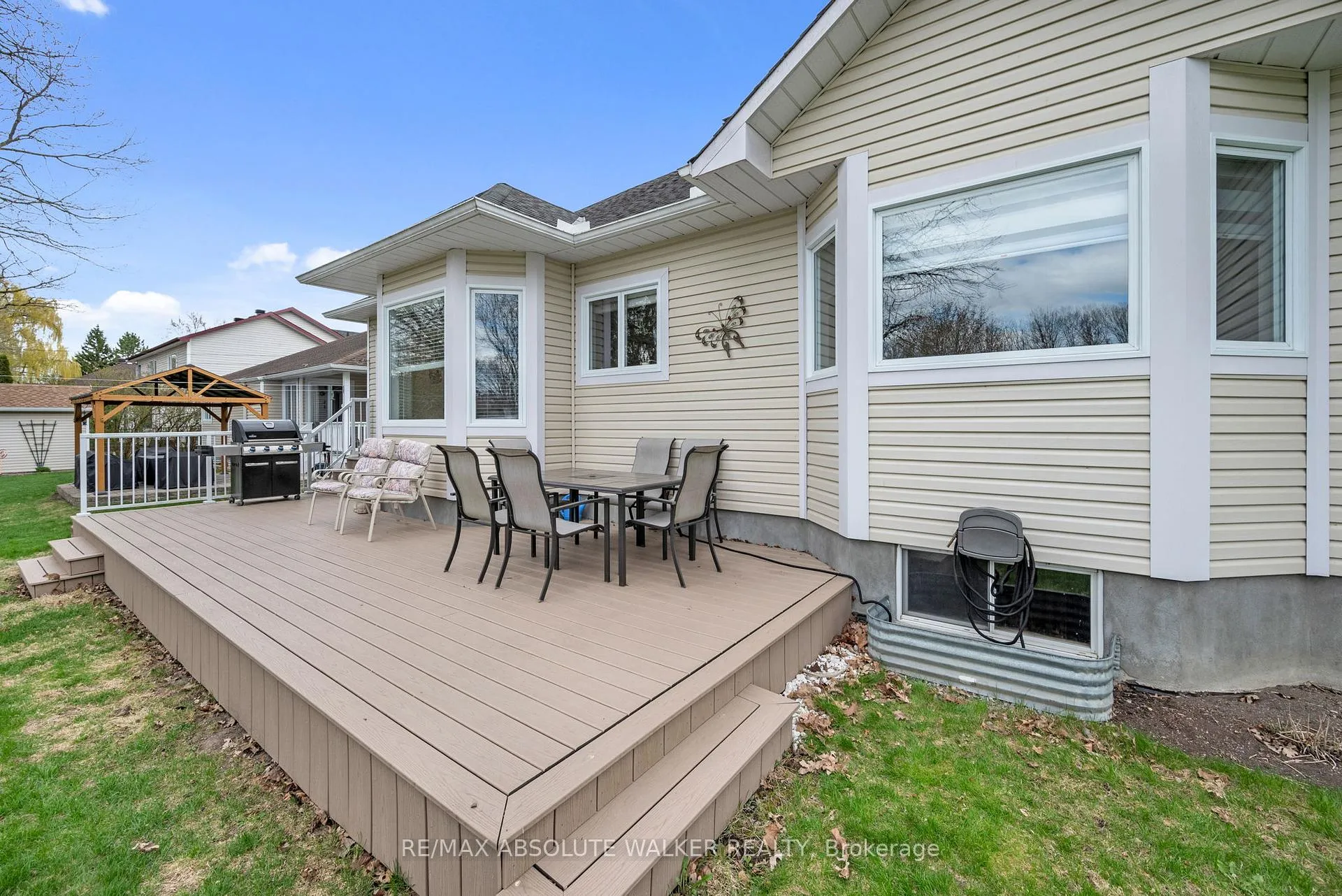 Photo 33 of 20 Mary Hill Crescent, Ottawa, Richmond — HOMEH