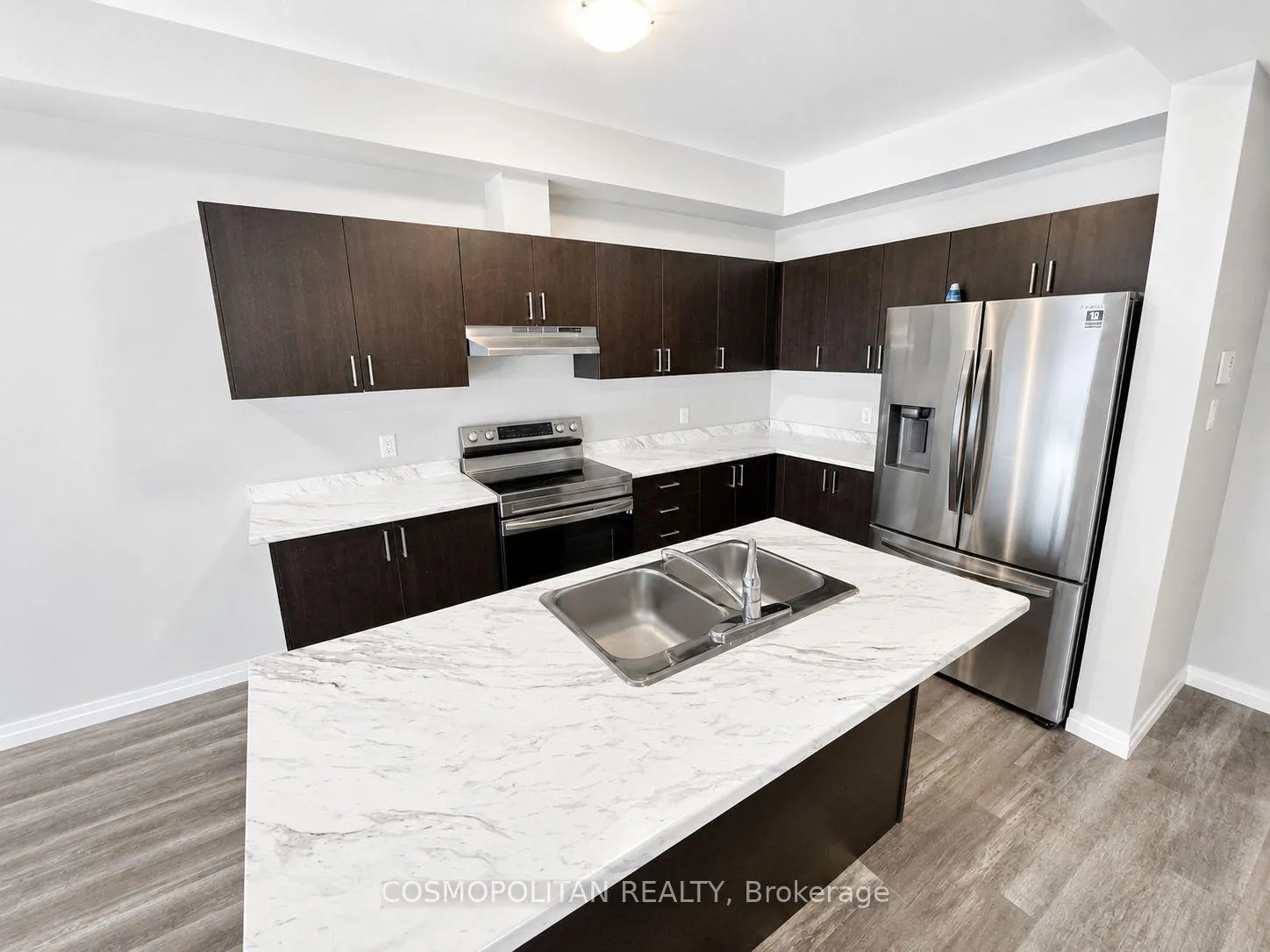 Photo 11 of 6715 Cropp Street, Niagara Falls, Morrison — HOMEH