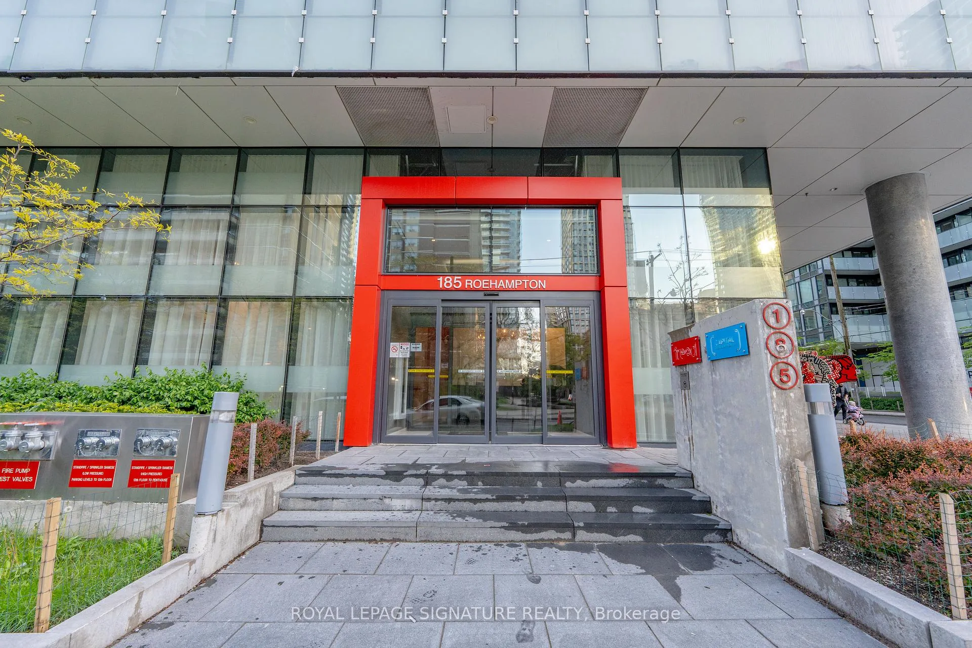 Photo 2 of Unit PH06, 185 Roehampton Avenue, Toronto, Mount Pleasant West — HOMEH