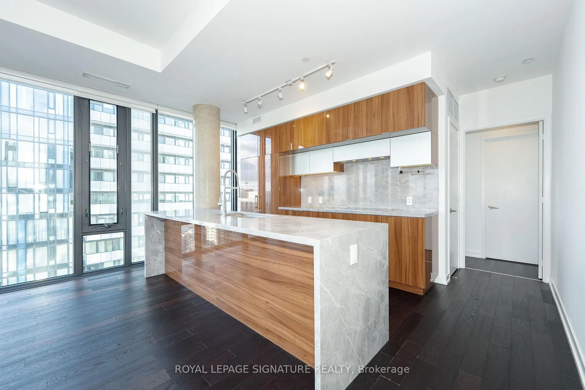 Photo 16 of Unit PH06, 185 Roehampton Avenue, Toronto, Mount Pleasant West — HOMEH