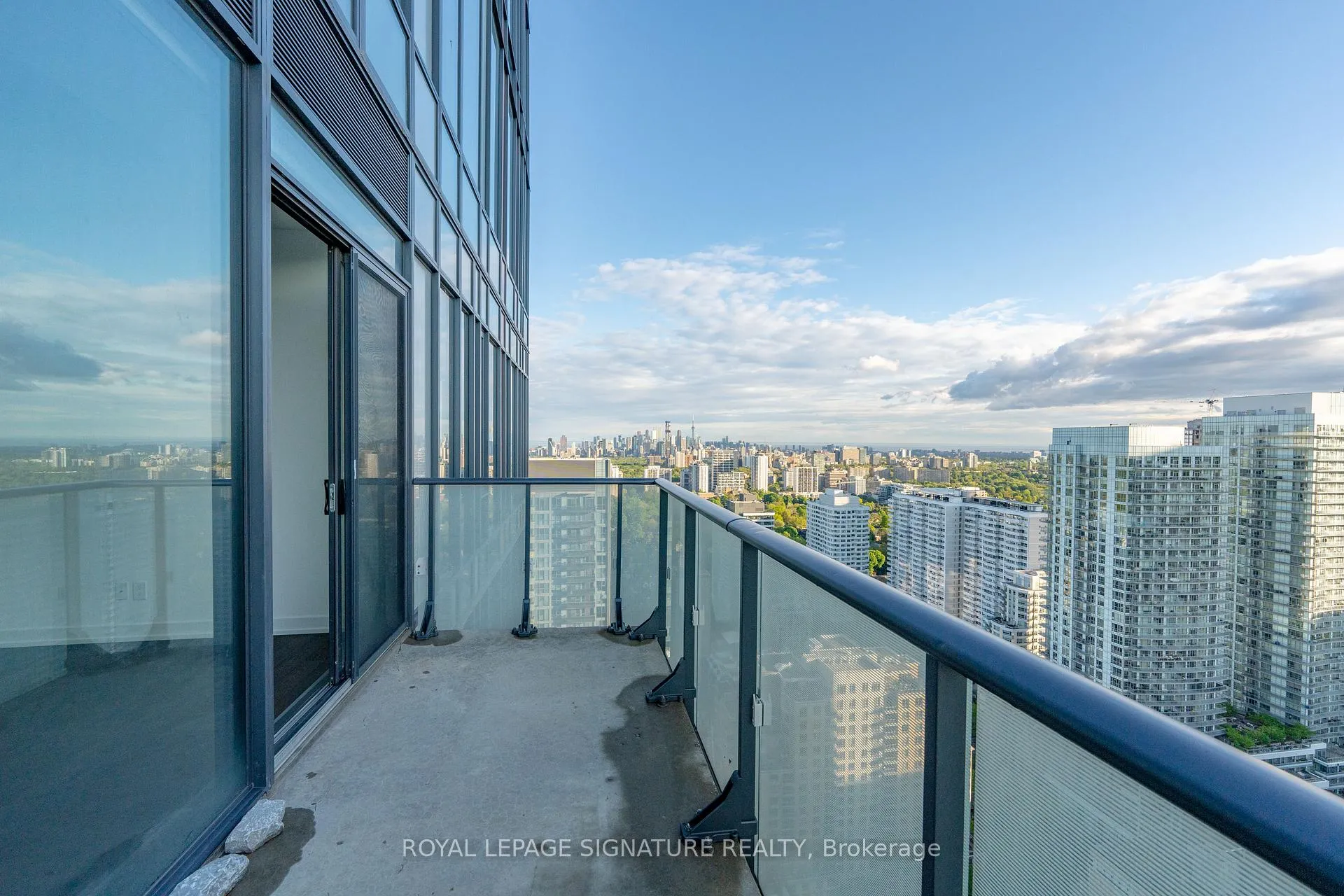 Photo 29 of Unit PH06, 185 Roehampton Avenue, Toronto, Mount Pleasant West — HOMEH